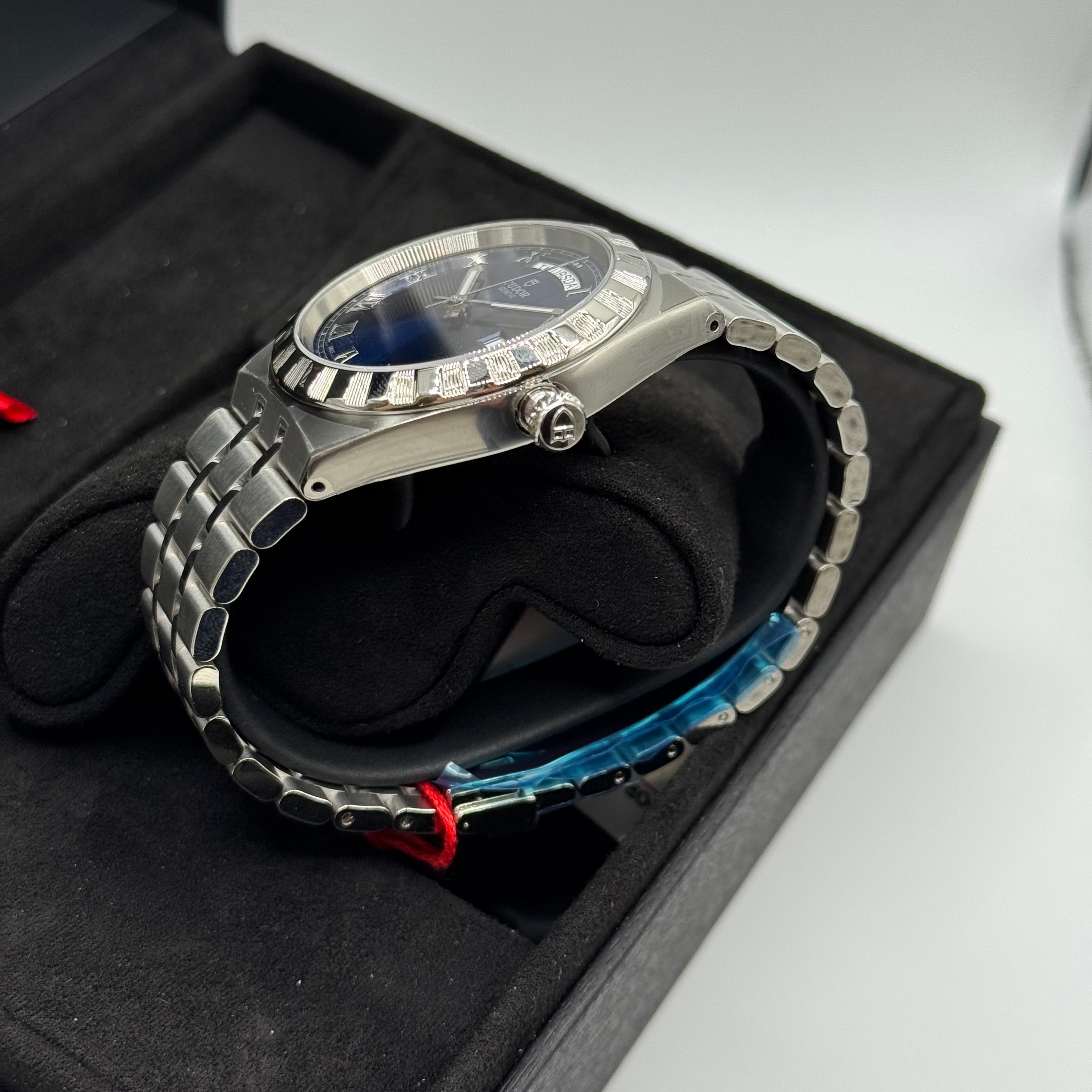 Tudor Royal 41mm (M28600-0005)