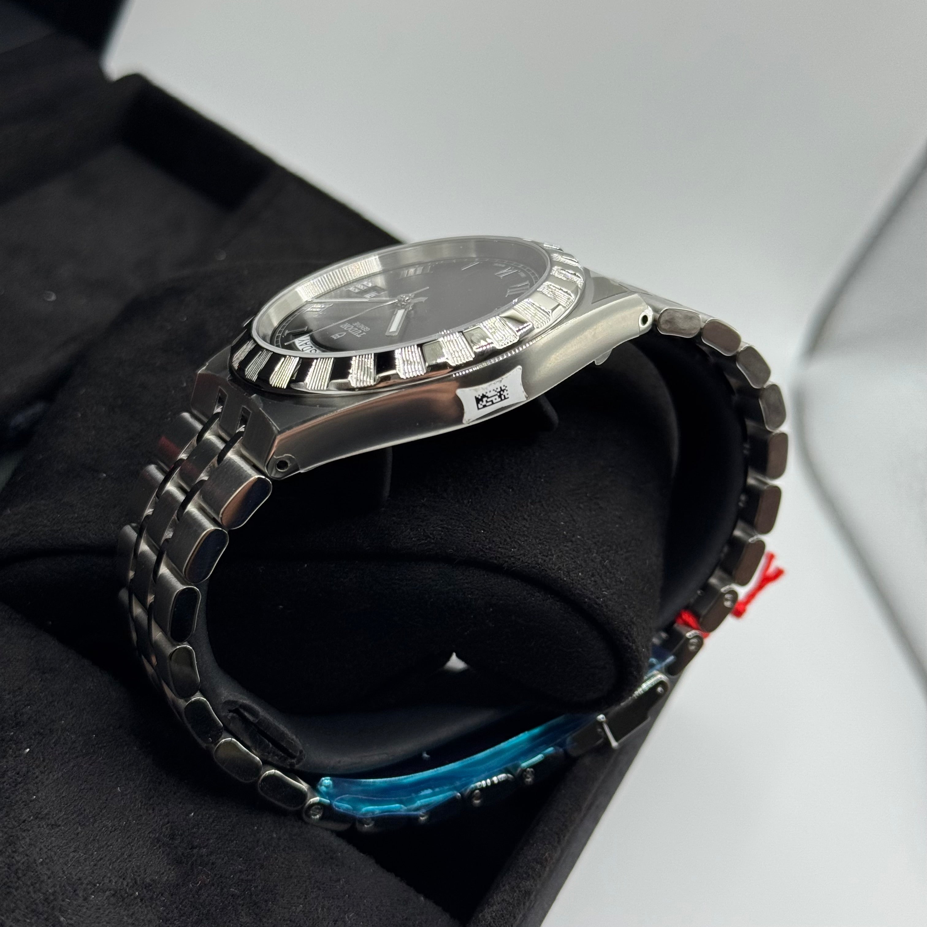 Tudor Royal 41mm (M28600-0003)