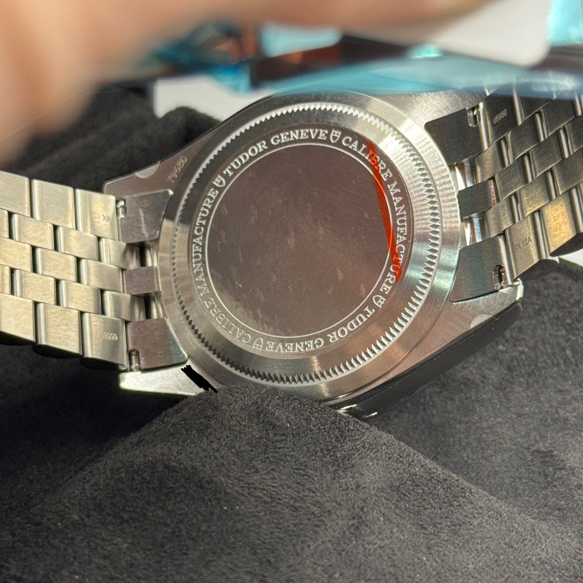 Tudor Black Bay One 41 (M79680-0002)