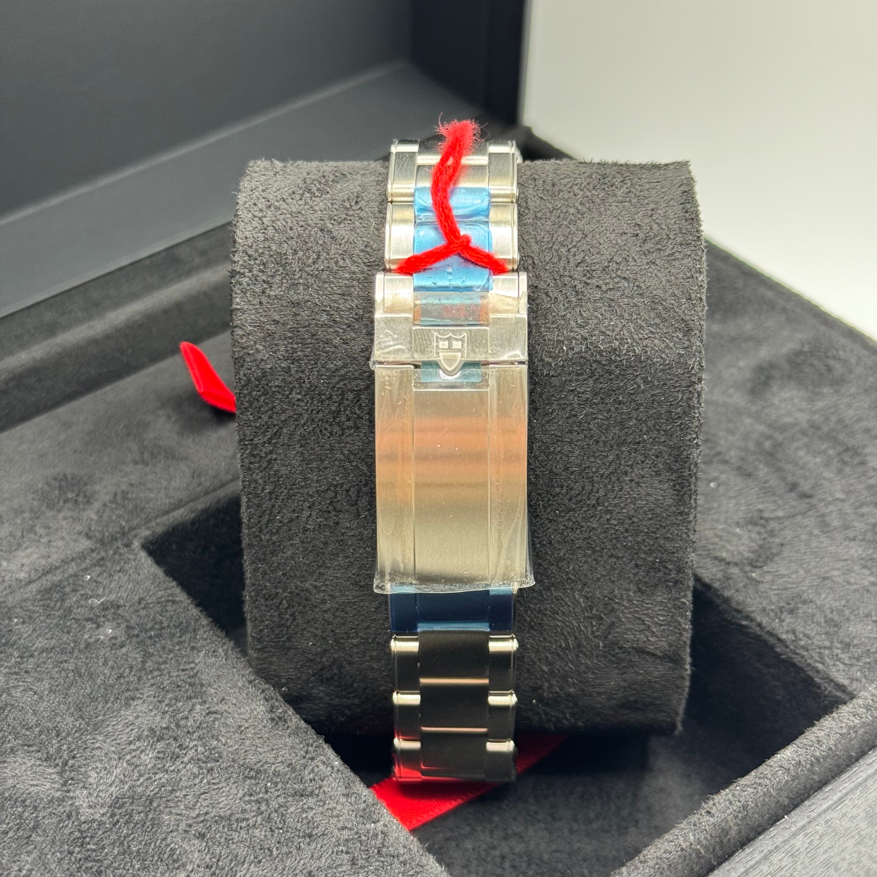 Tudor Black Bay Burgundy (M7941A1A0RU-0001)