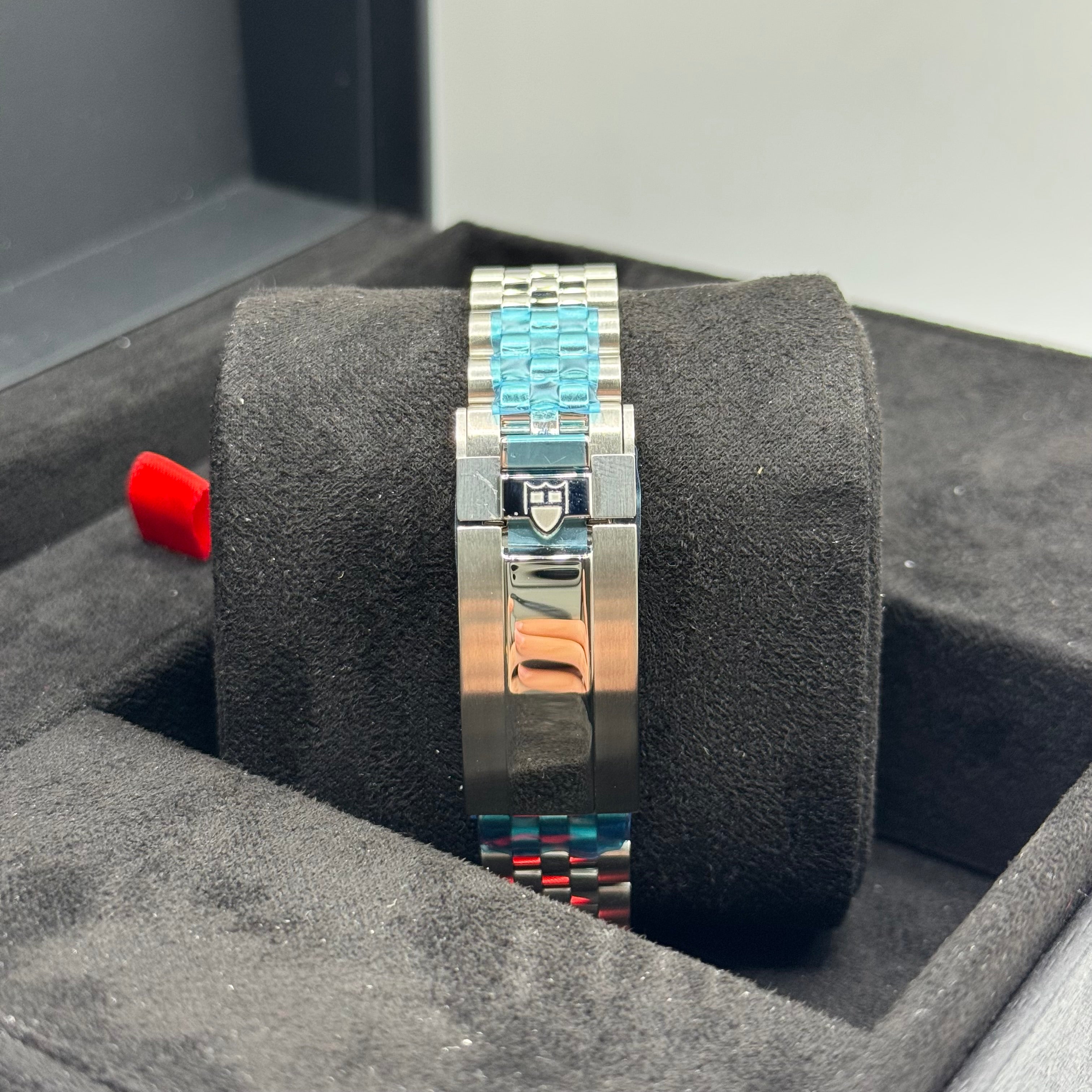 Tudor Black Bay One 31 (M79600-0003)