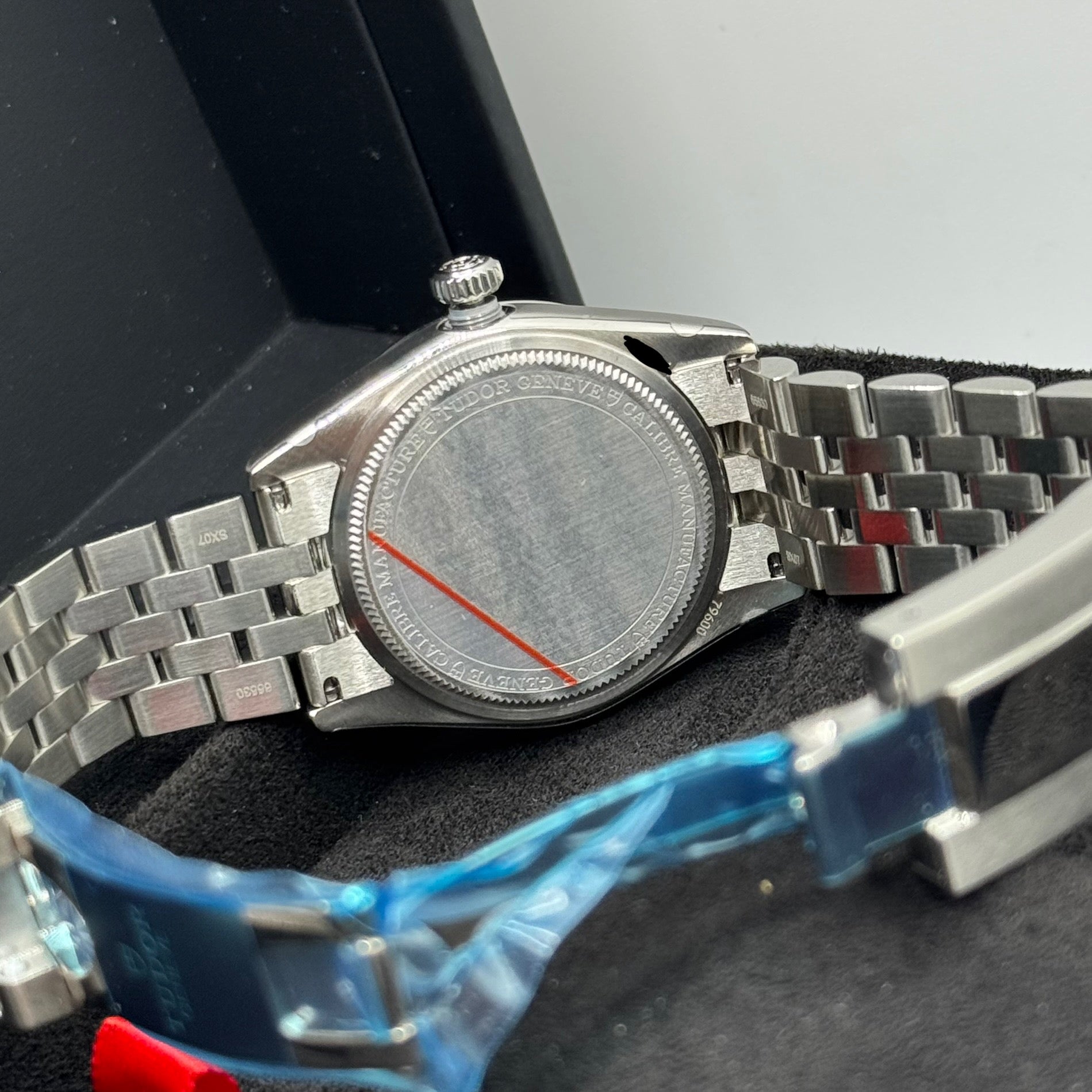 Tudor Black Bay One 31 (M79600-0003)