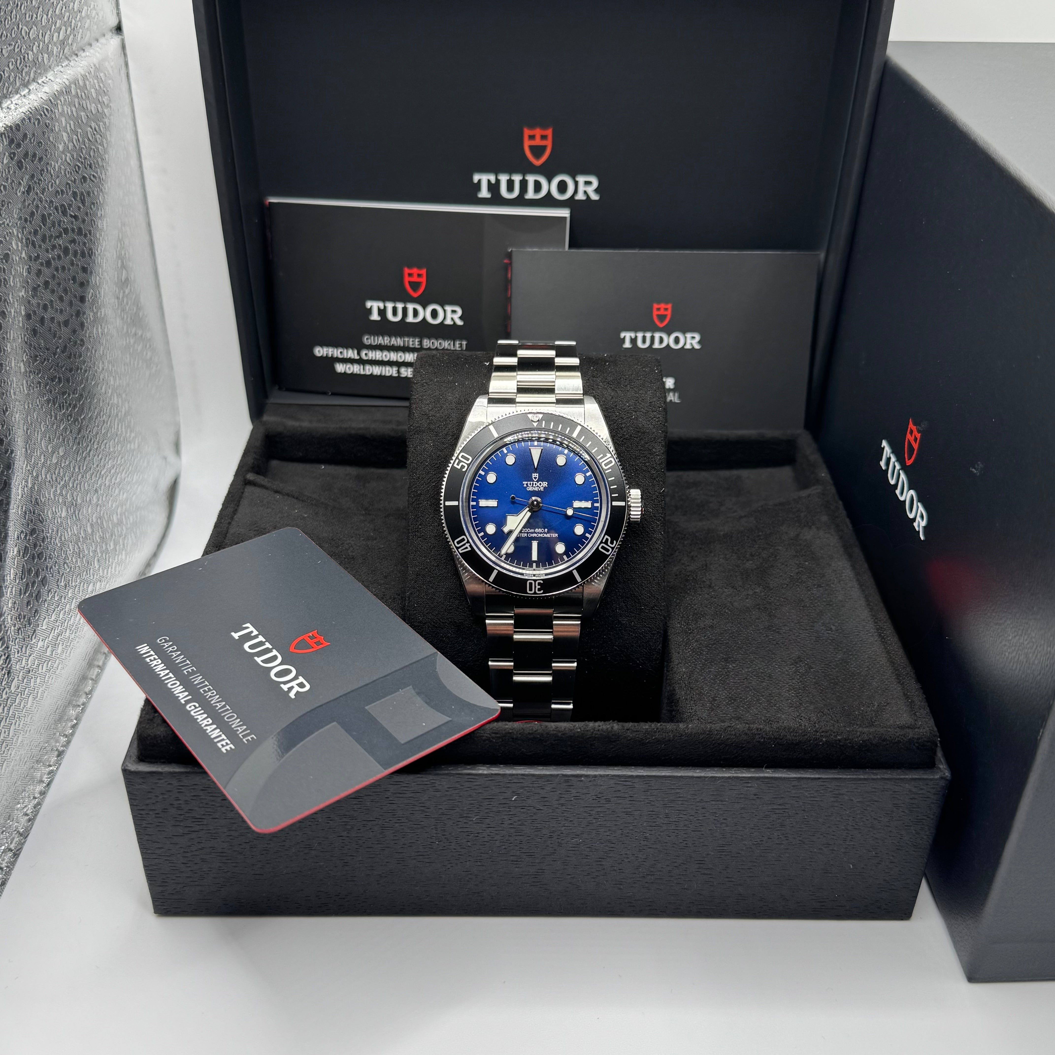 Tudor Black Bay 68 (M7943A1A0NU-0001)