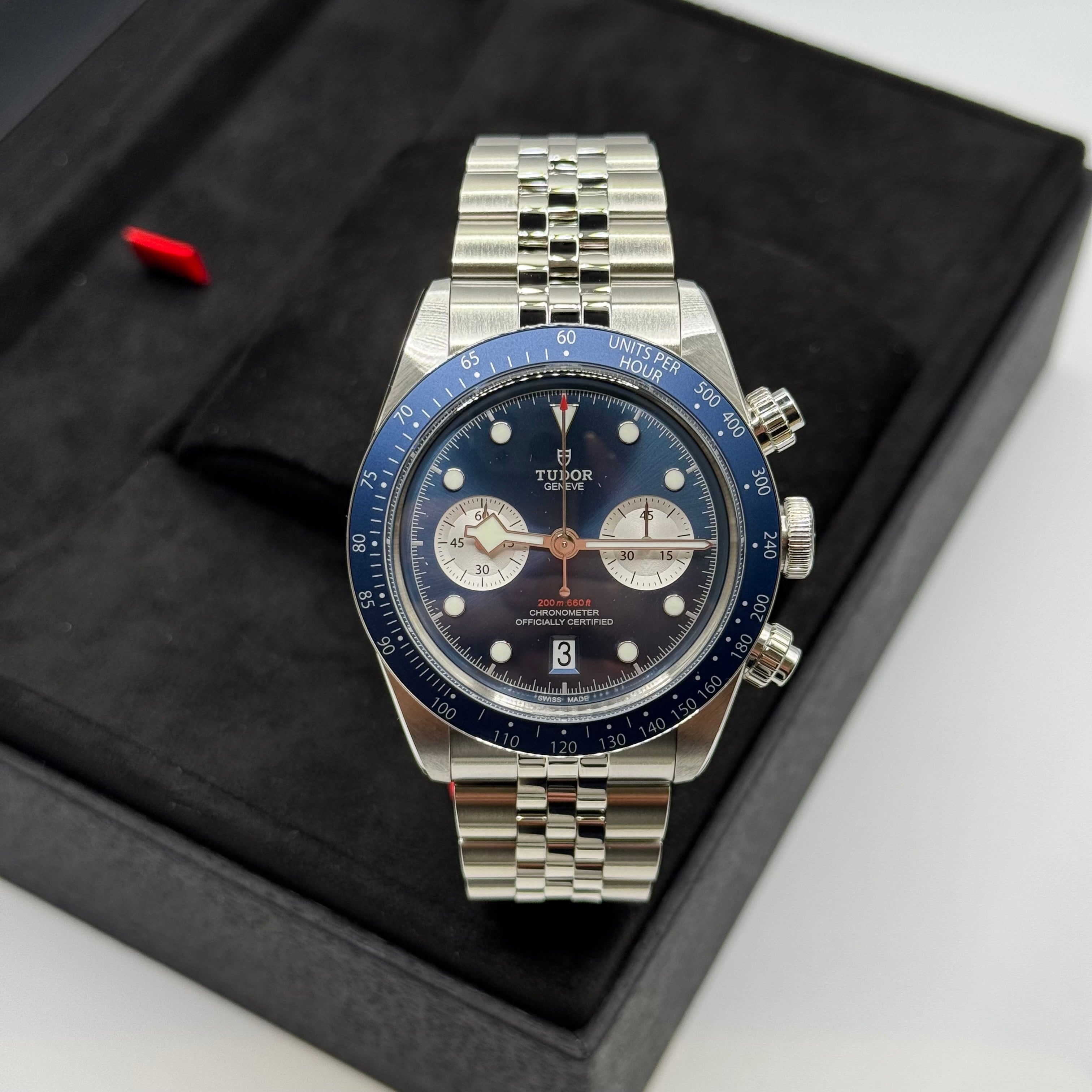 Black Bay Chrono