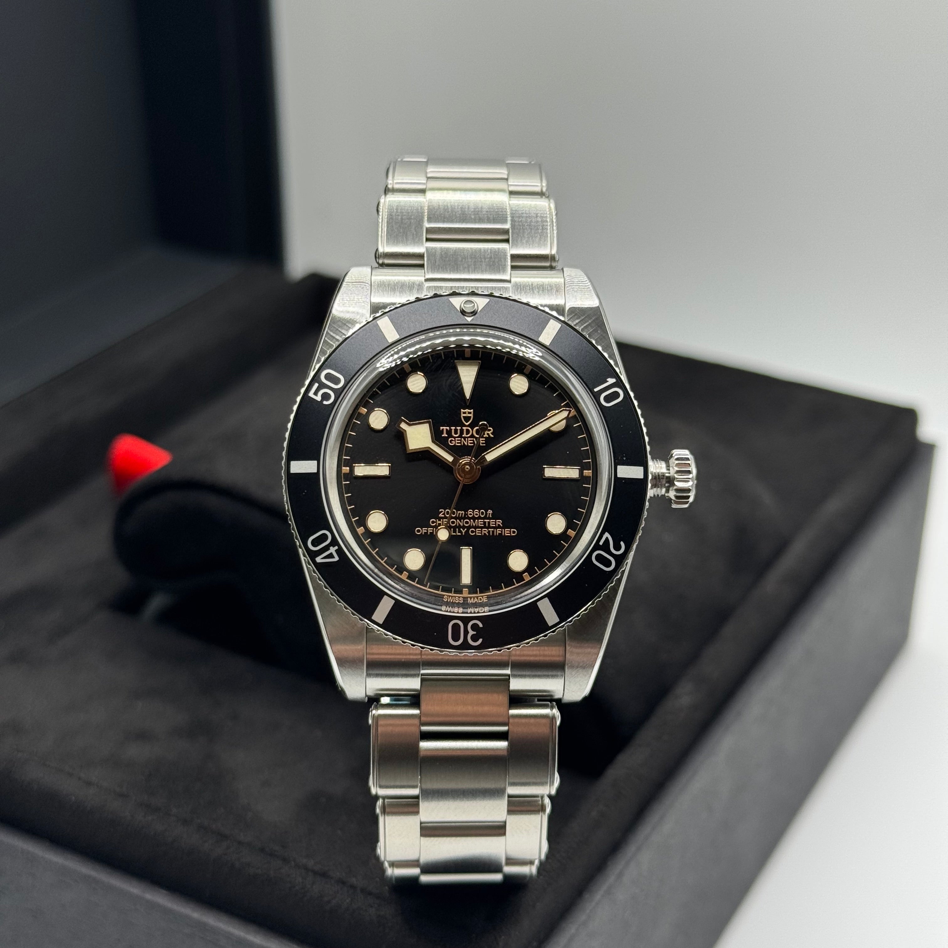 Black Bay 54