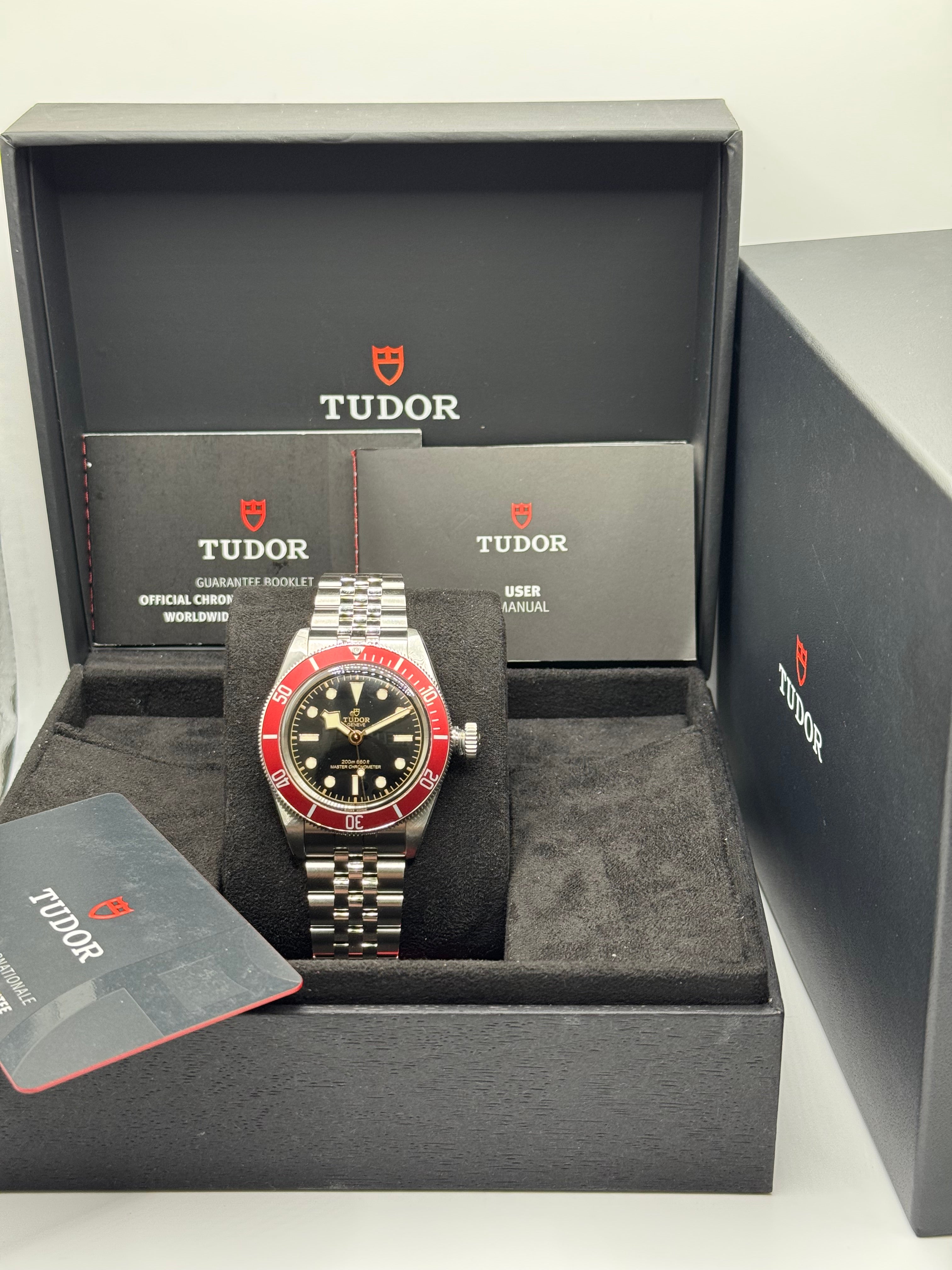 Tudor Black Bay (M7941A1A0RU-0003)