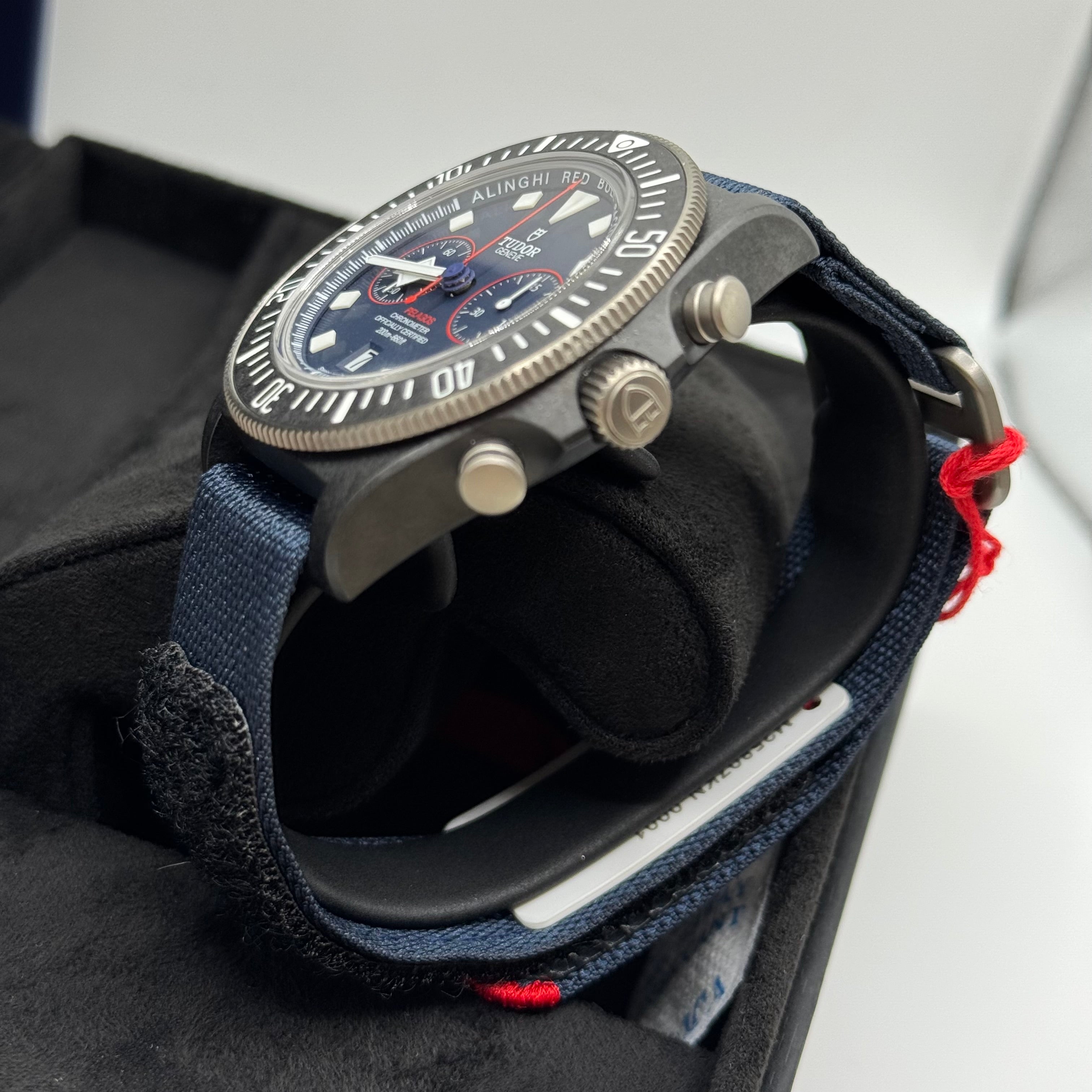 Pelagos FXD Chrono - Alinghi Red Bull Racing (M25807KN-0001)
