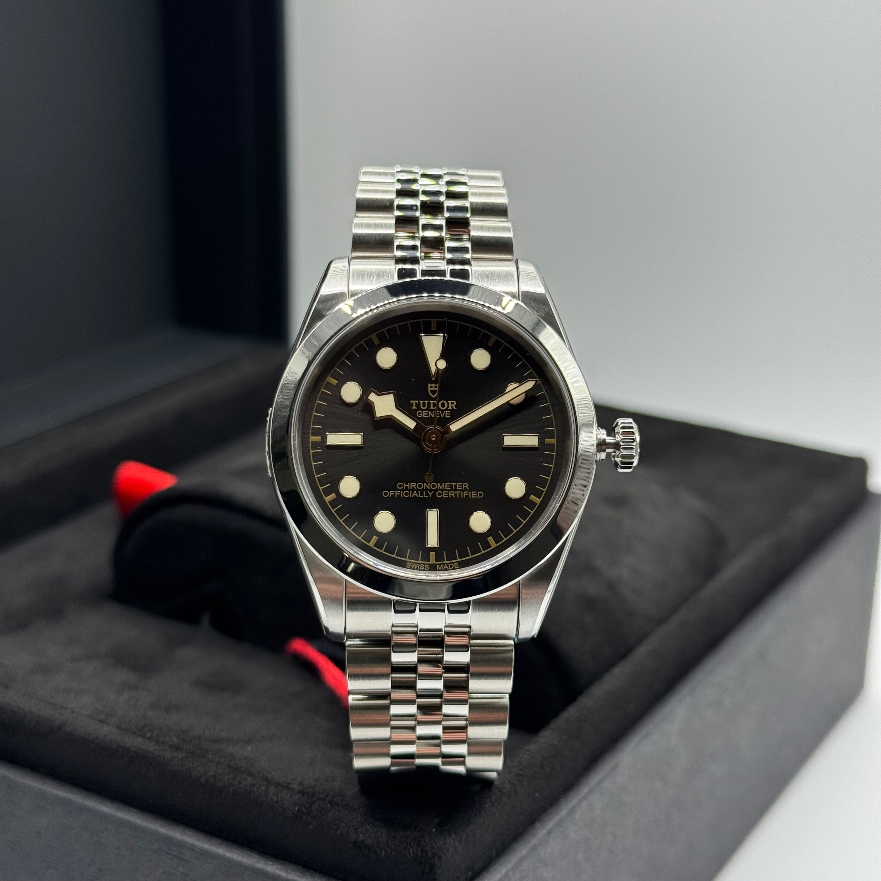 Tudor Black Bay One 36 (M79640-0001)