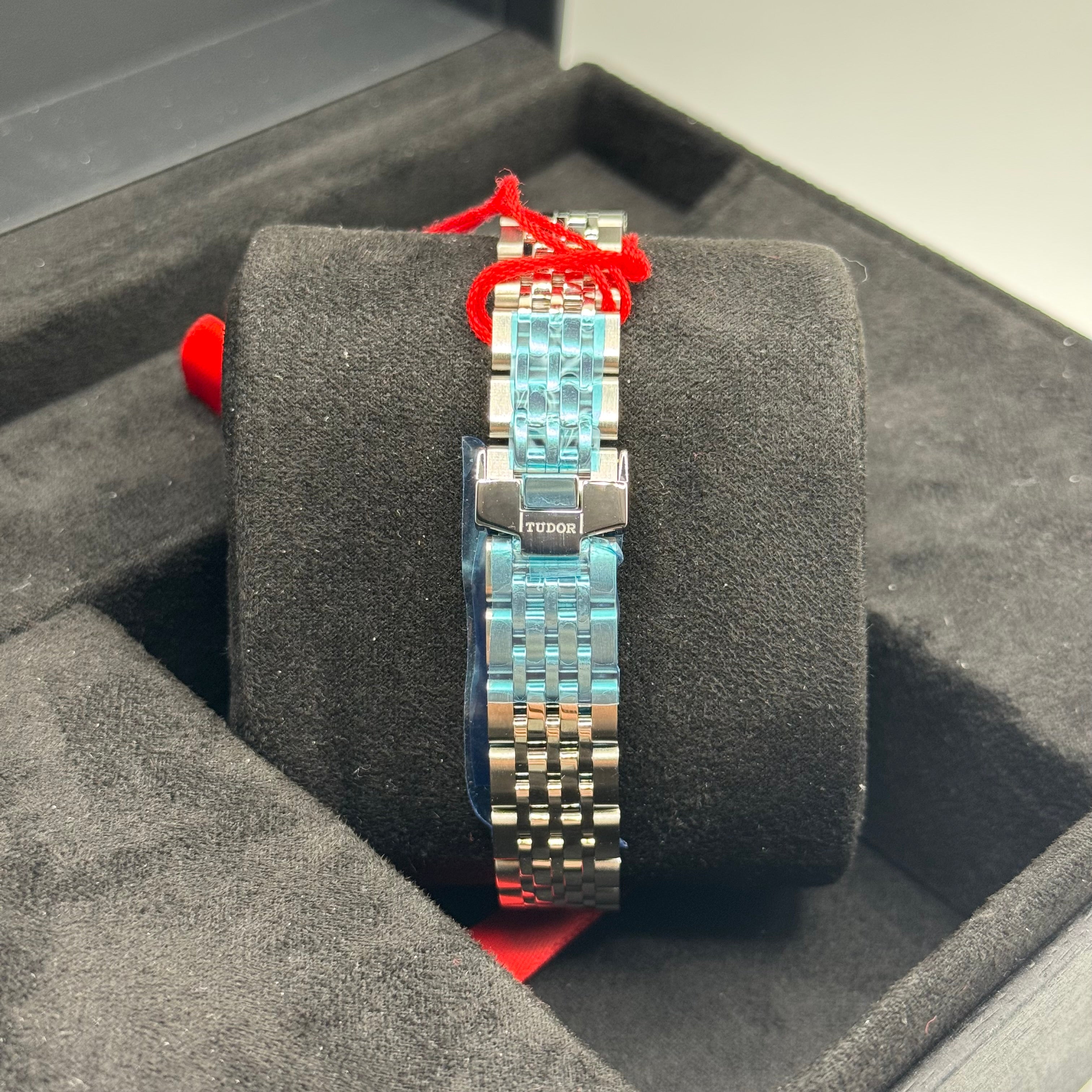 Tudor 1926 28mm (M91350-0003)