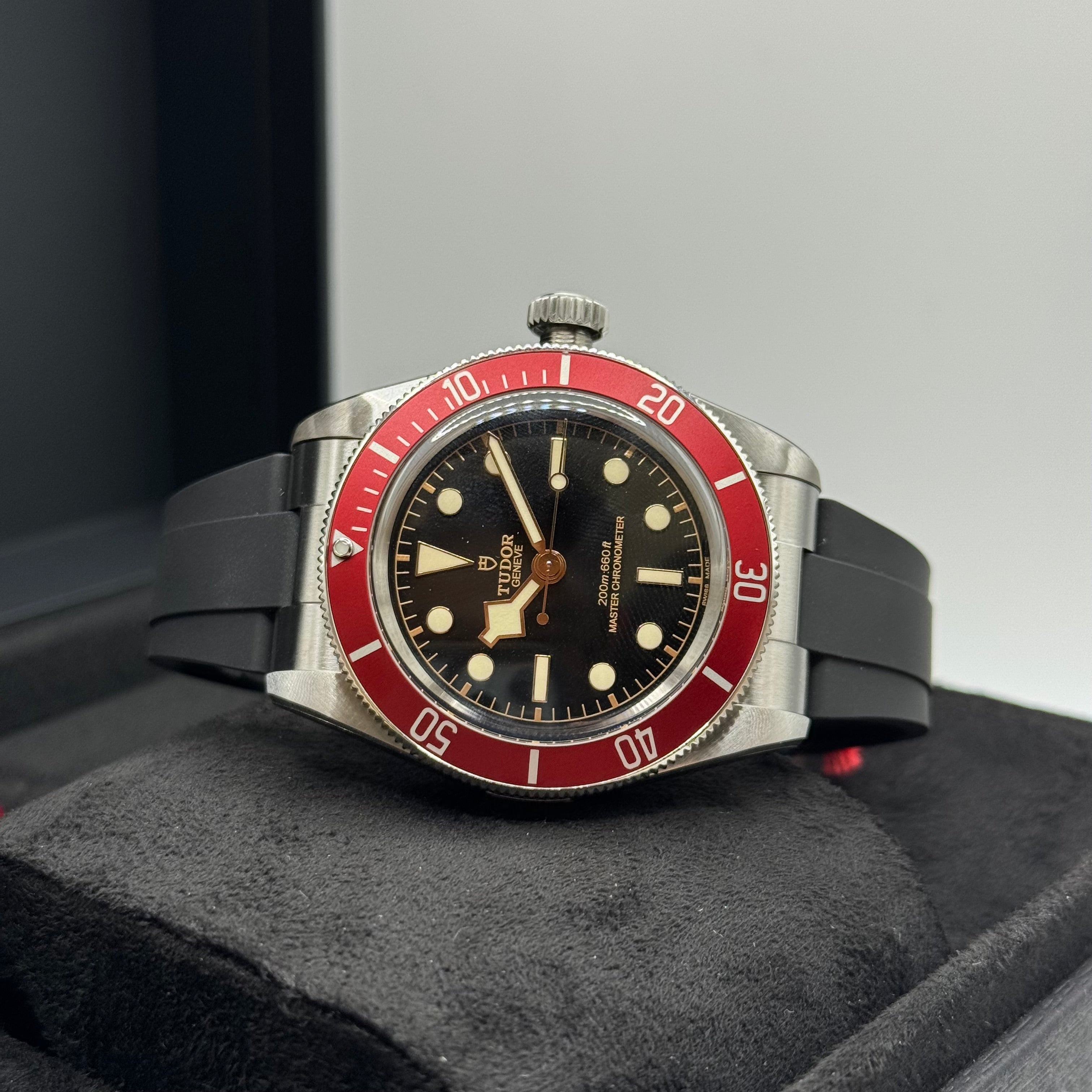 Tudor Black Bay Burgundy (M7941A1A0RU-0002)