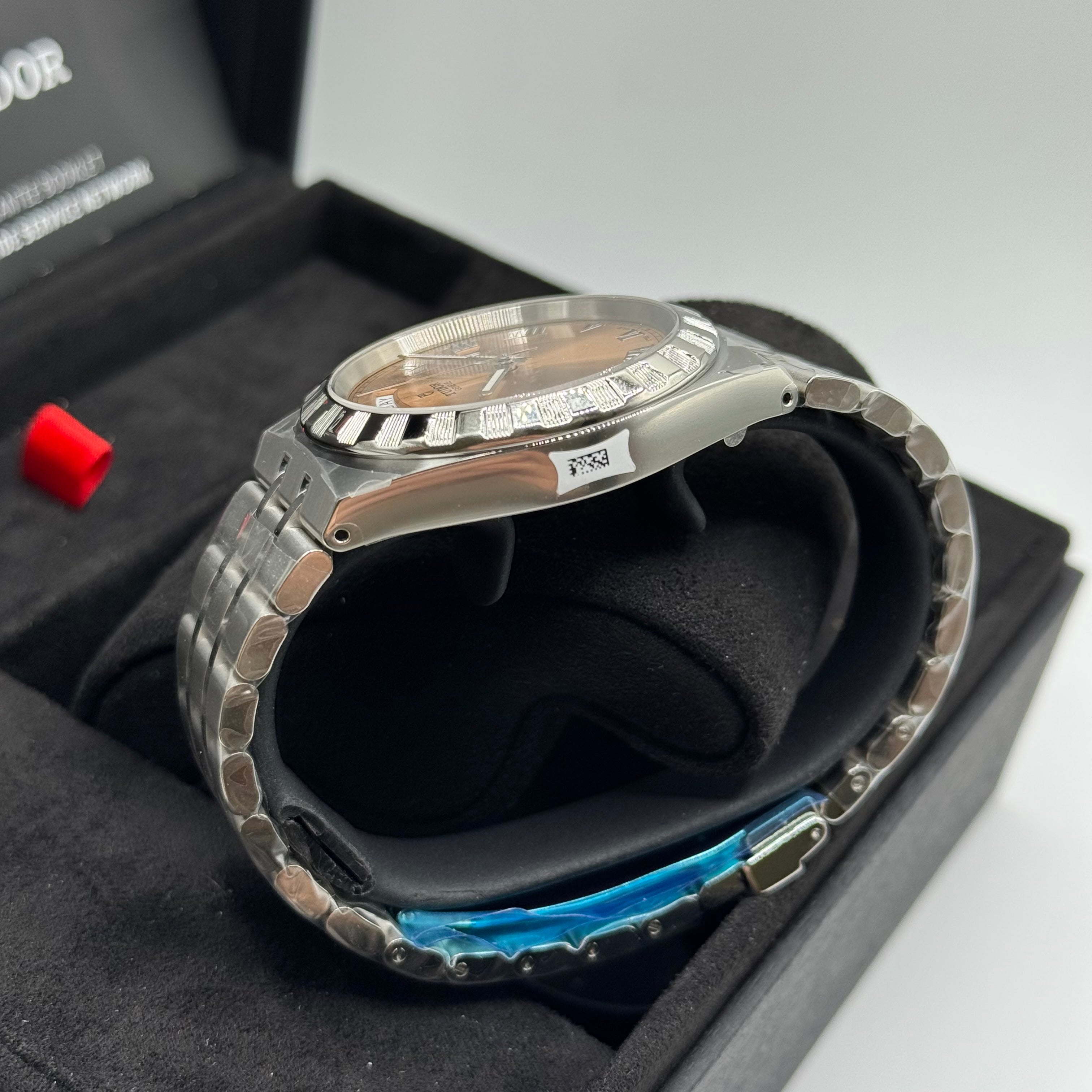 Tudor Royal 41mm (M28600-0009)