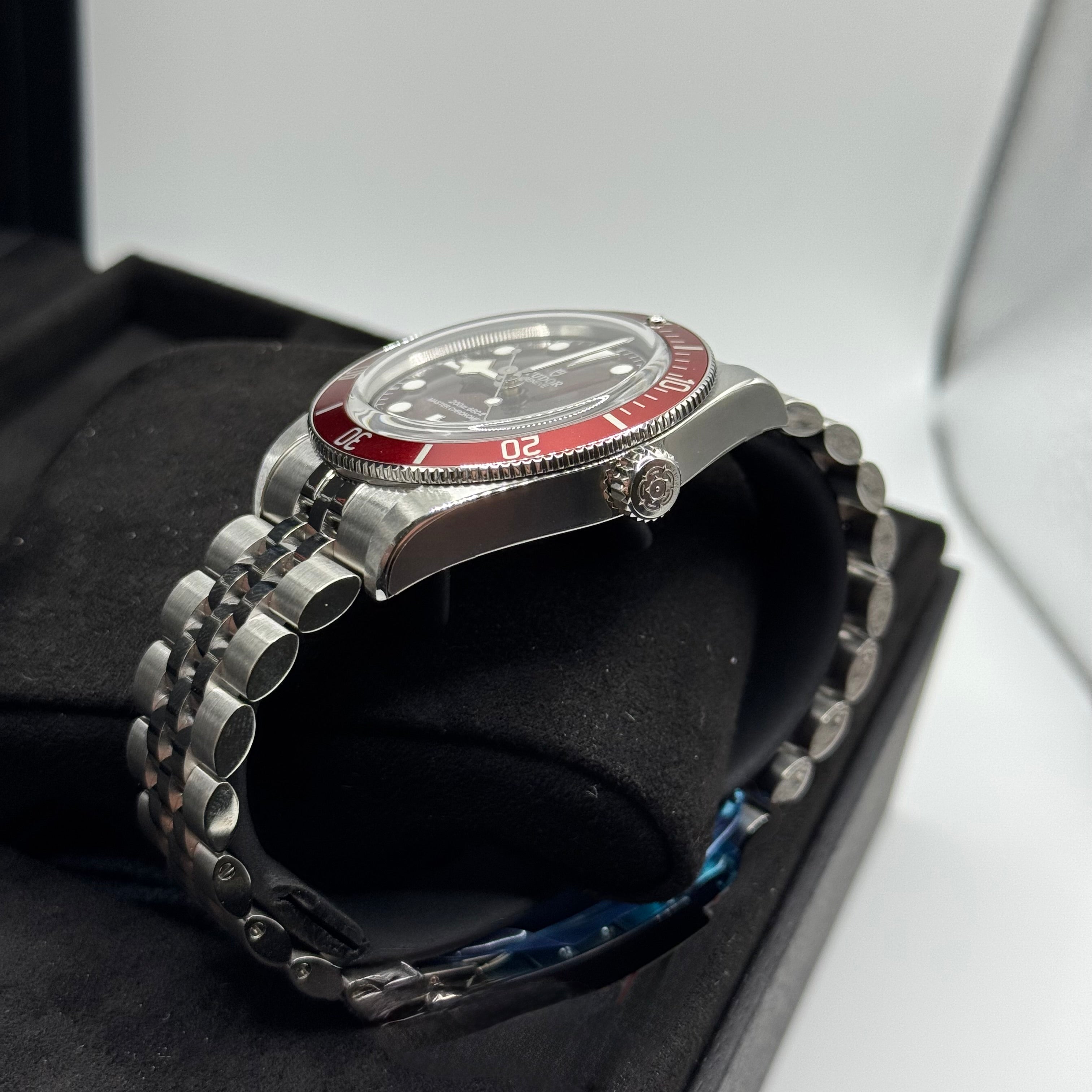 Tudor Black Bay 58 Burgundy (M7939A1A0RU-0001)