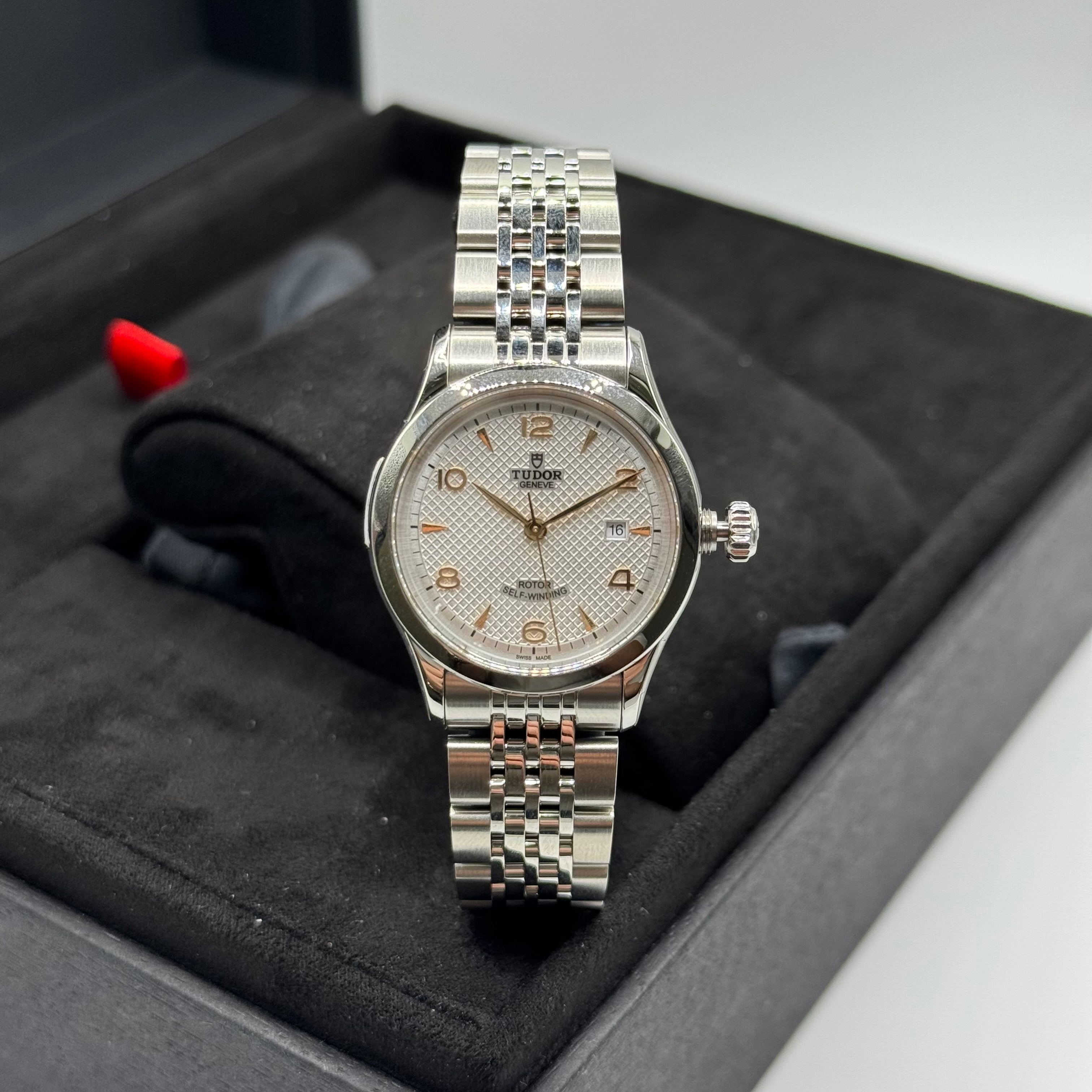 Tudor 1926 28mm (M91350-0001)