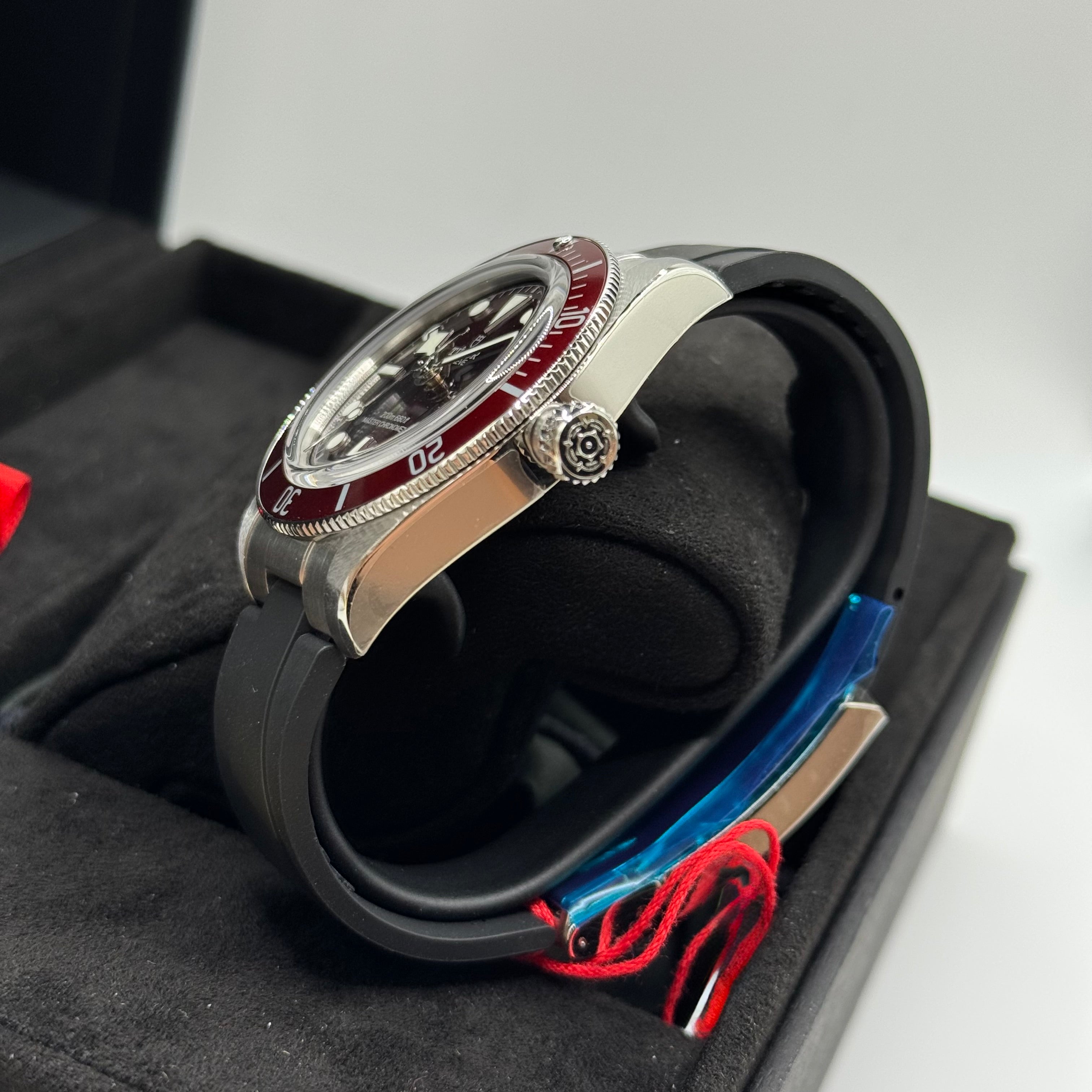 Tudor Black Bay 58 Burgundy (M7939A1A0RU-0003)