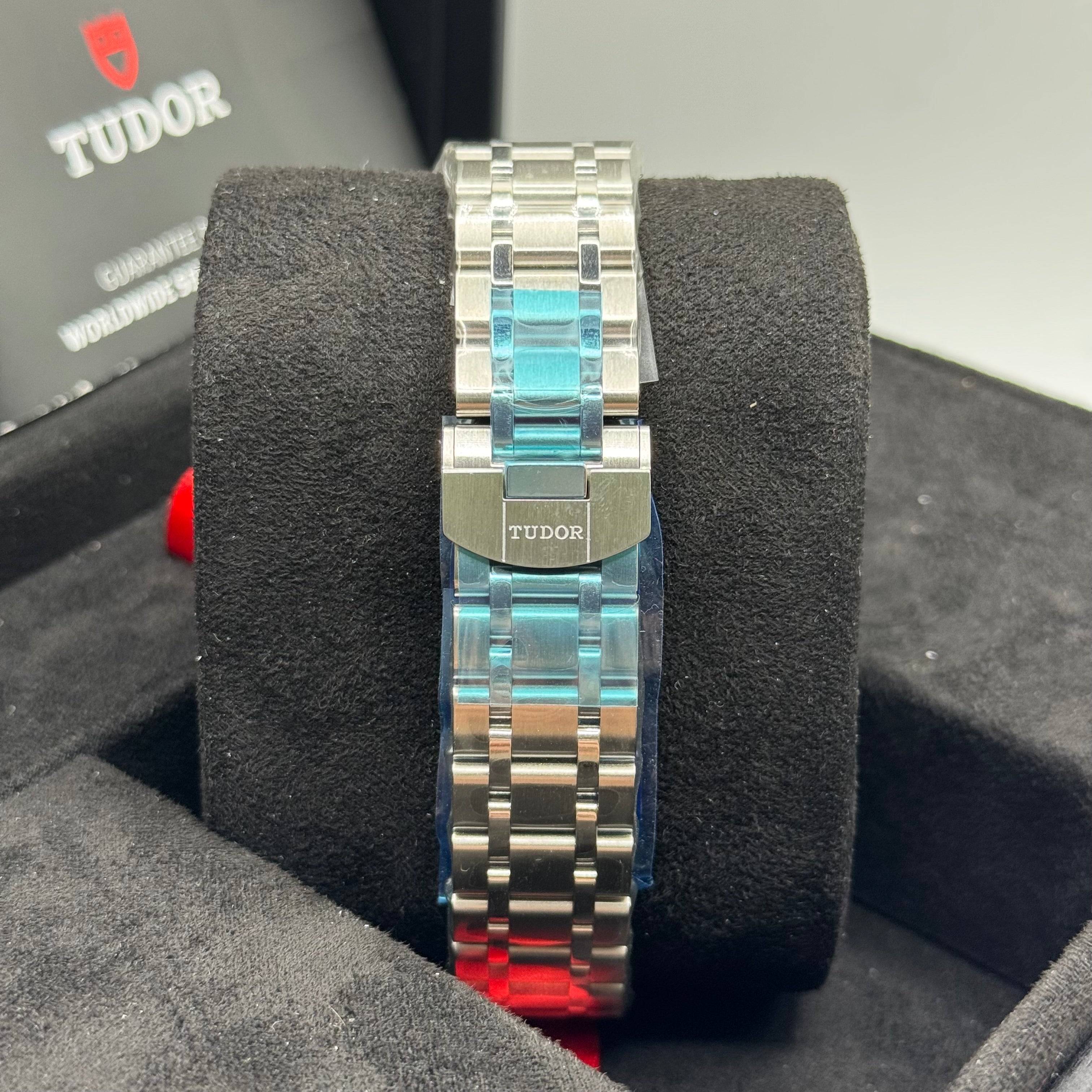 Tudor Royal 41mm (M28600-0009)