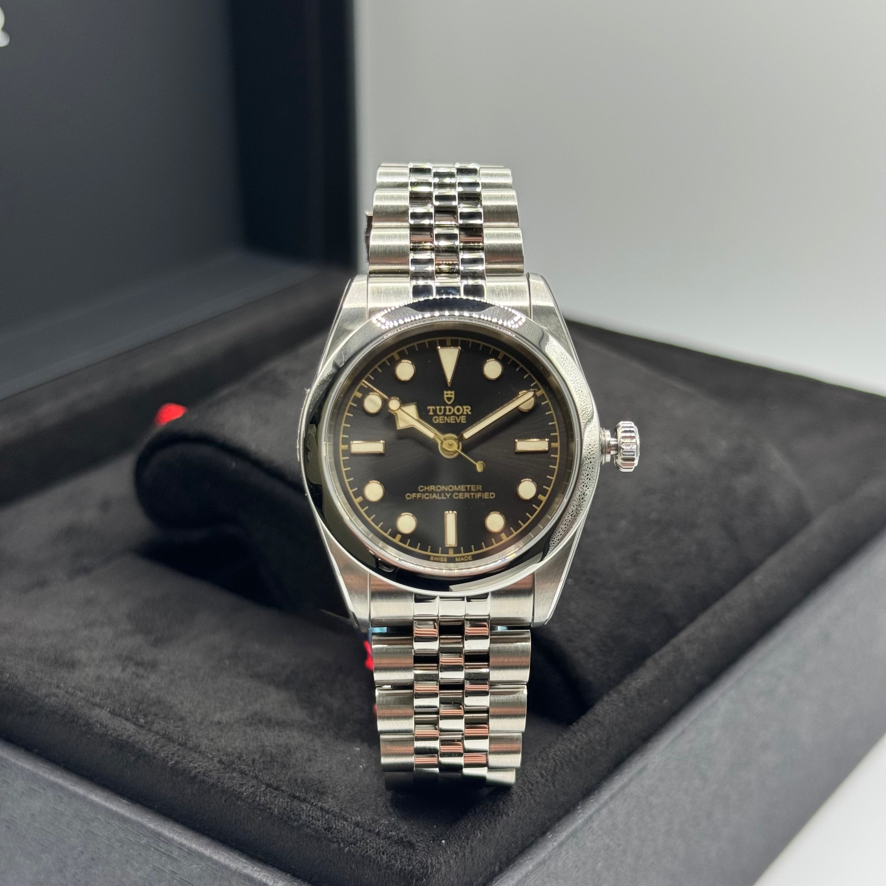 Tudor Black Bay One 31 (M79600-0001)