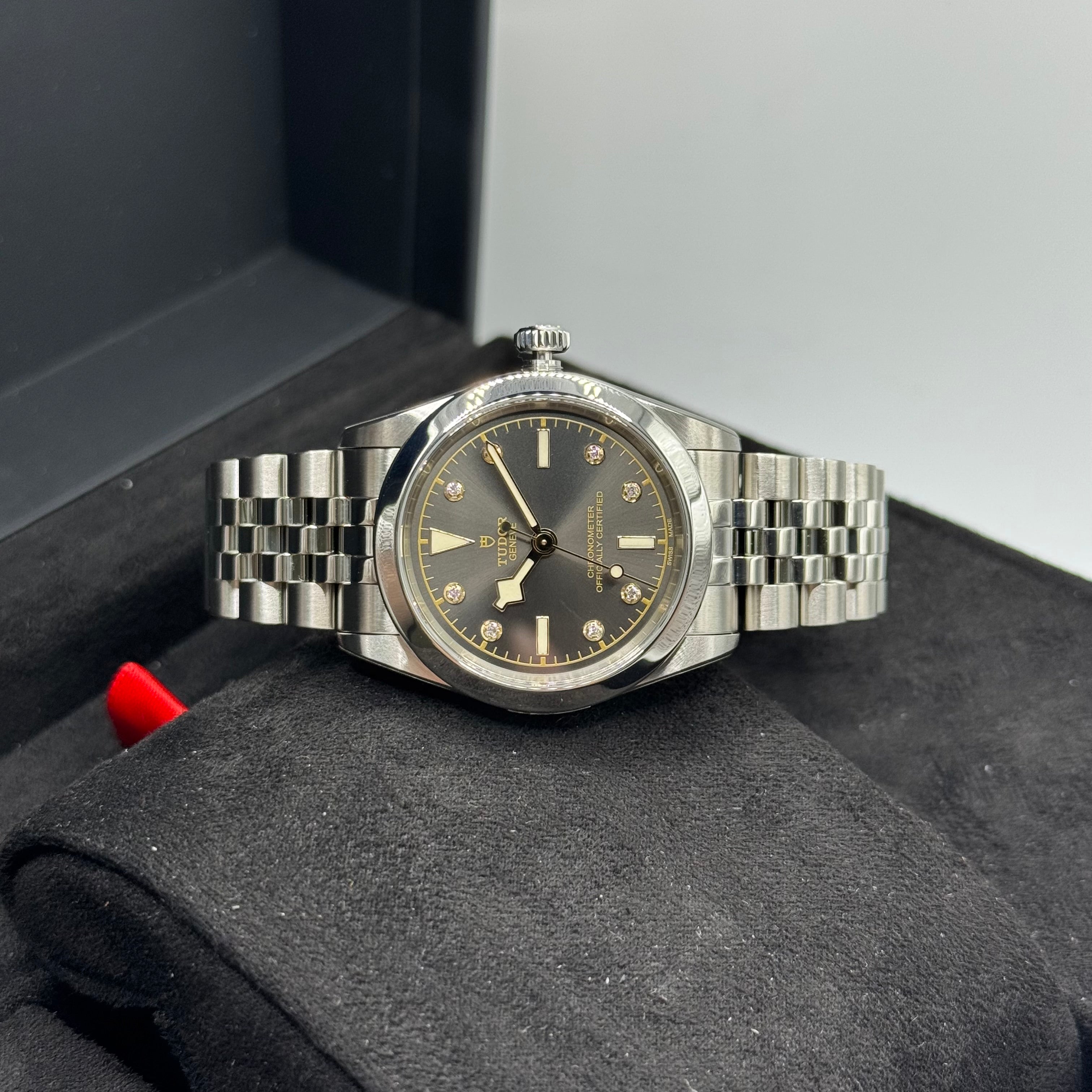 Tudor Black Bay One 31 (M79600-0004)
