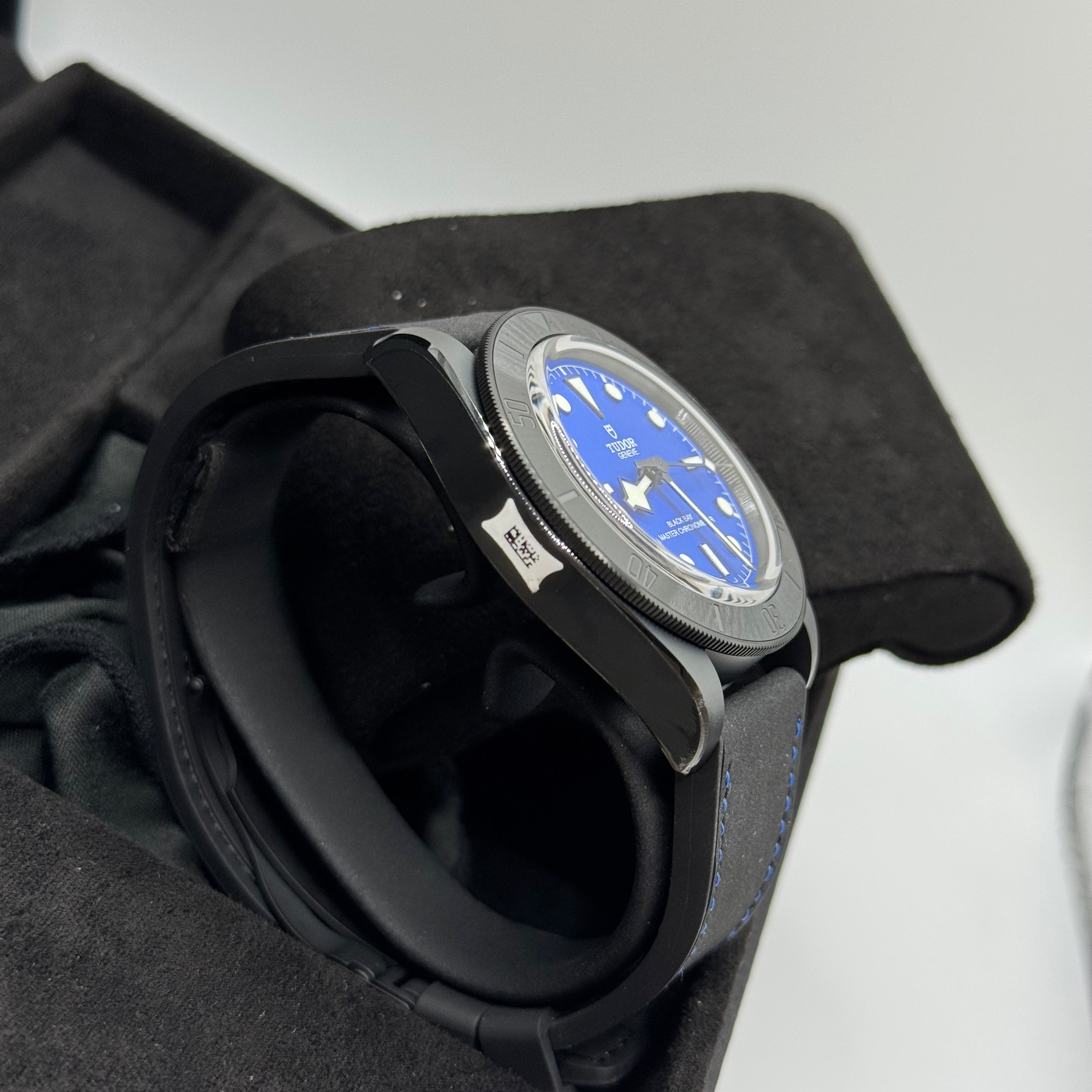 Tudor Black Bay Ceramic (M79210CNU-0007)
