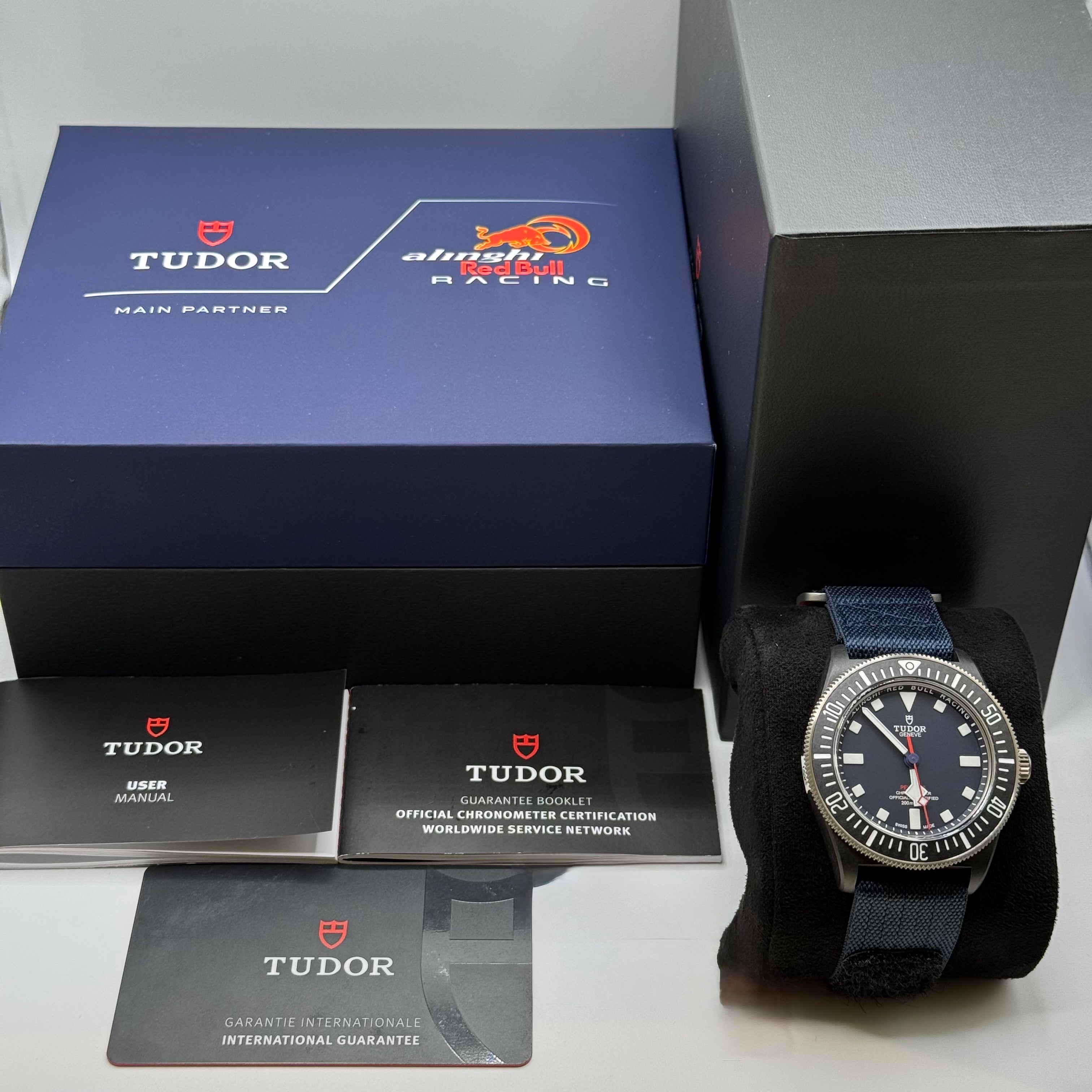 Pelagos FXD Alinghi Red Bull Racing (M25707KN-0001)