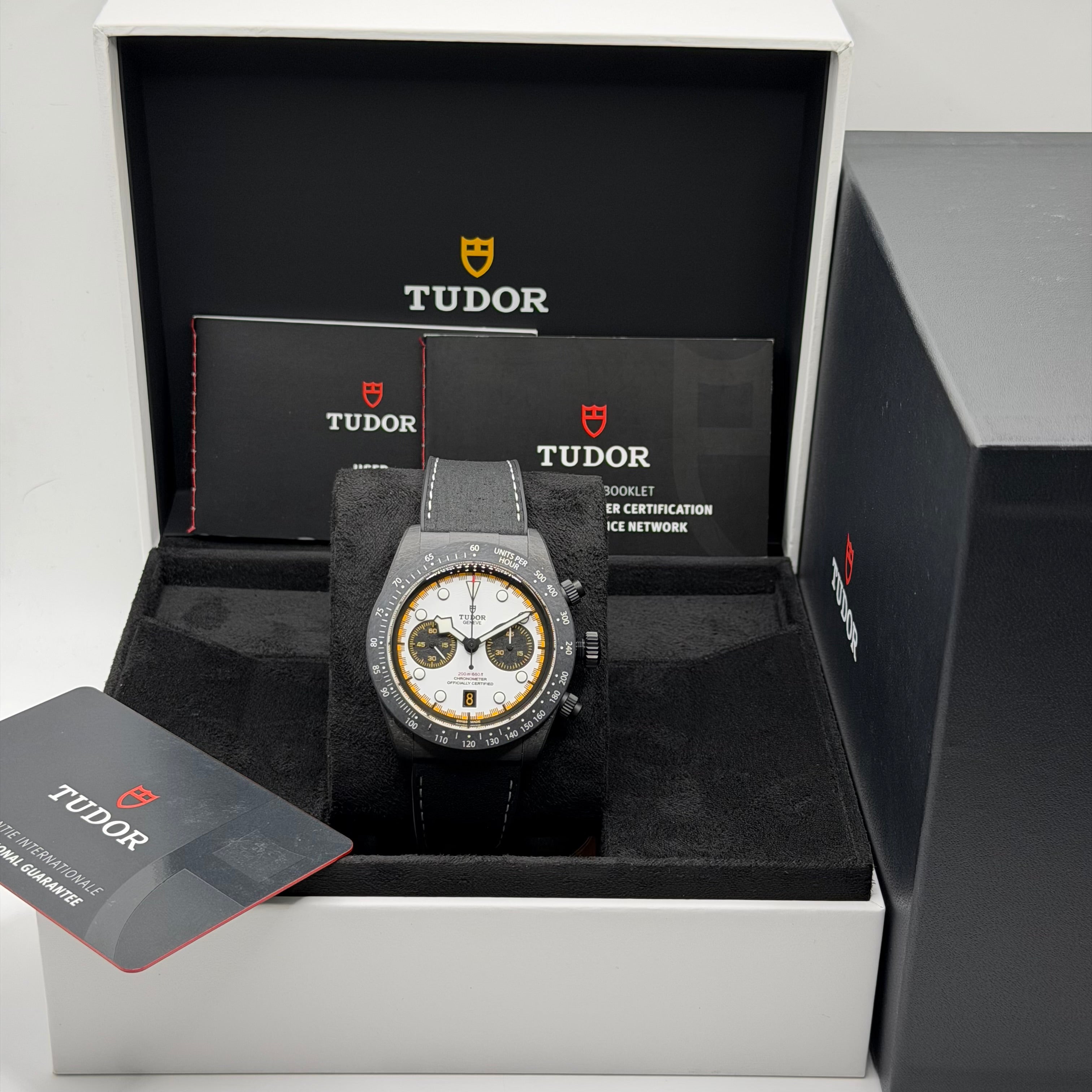 Tudor Black Bay Chrono Carbon 26 (M79377KN-0003)