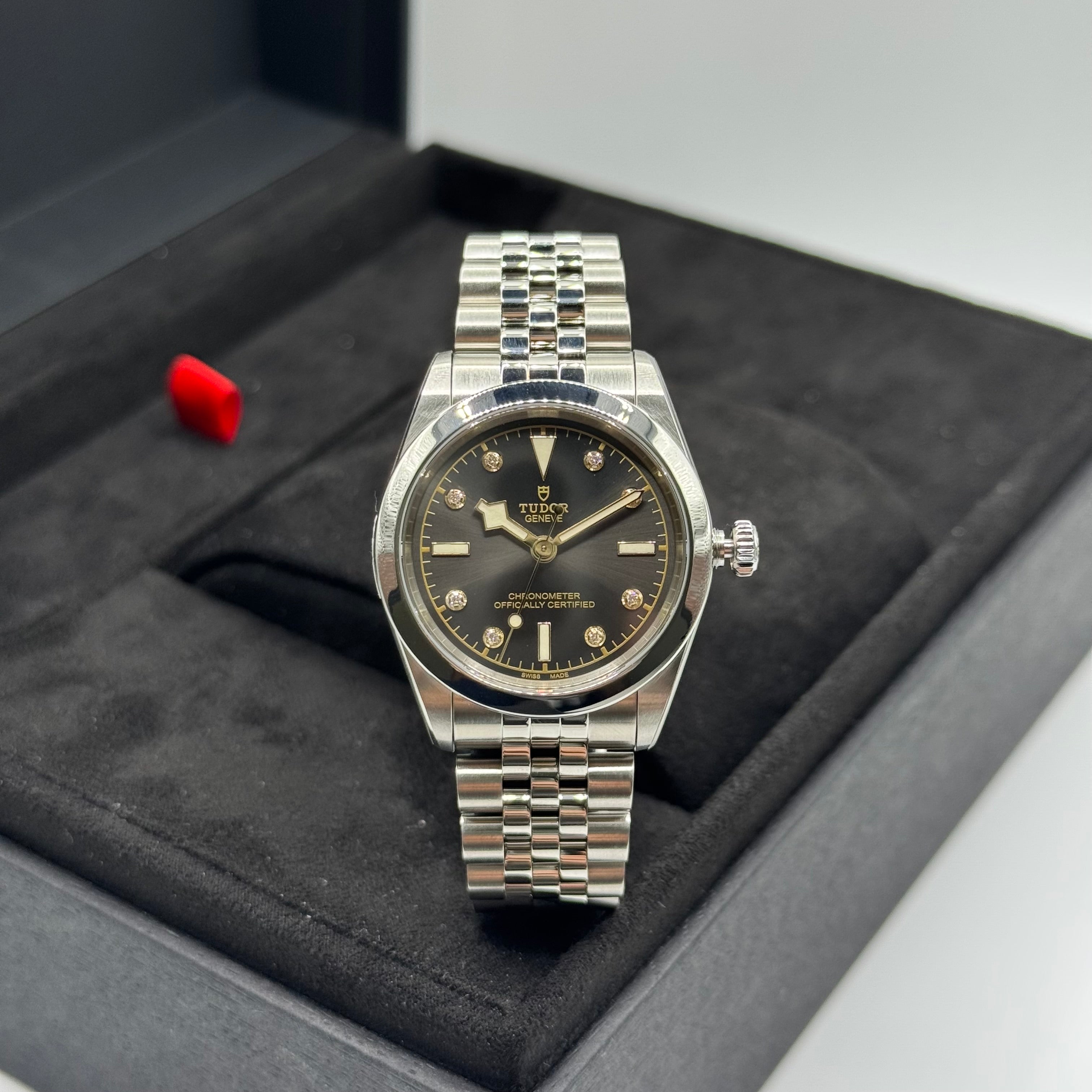 Tudor Black Bay One 31 (M79600-0004)