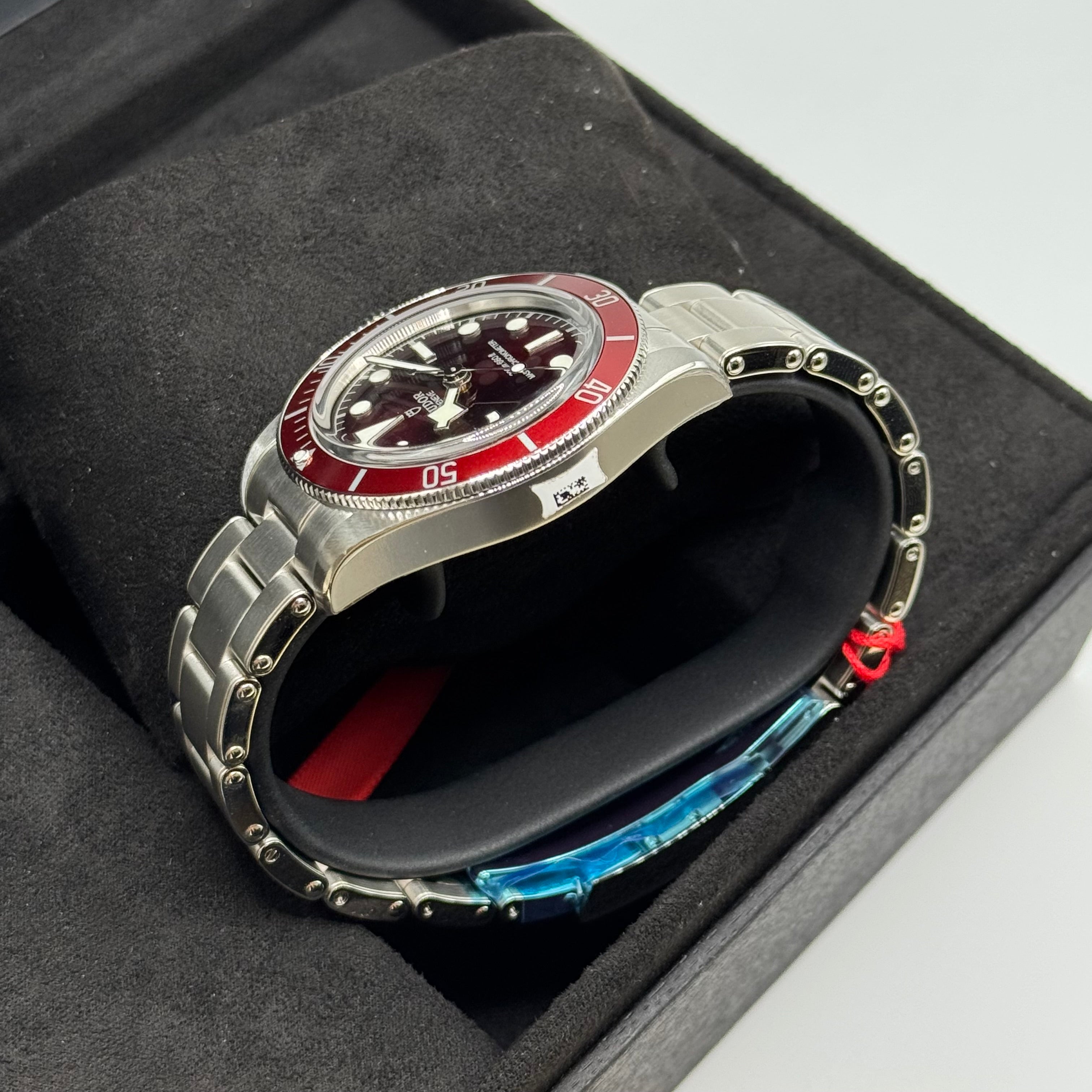 Tudor Black Bay 58 Burgundy (M7939A1A0RU-0002)