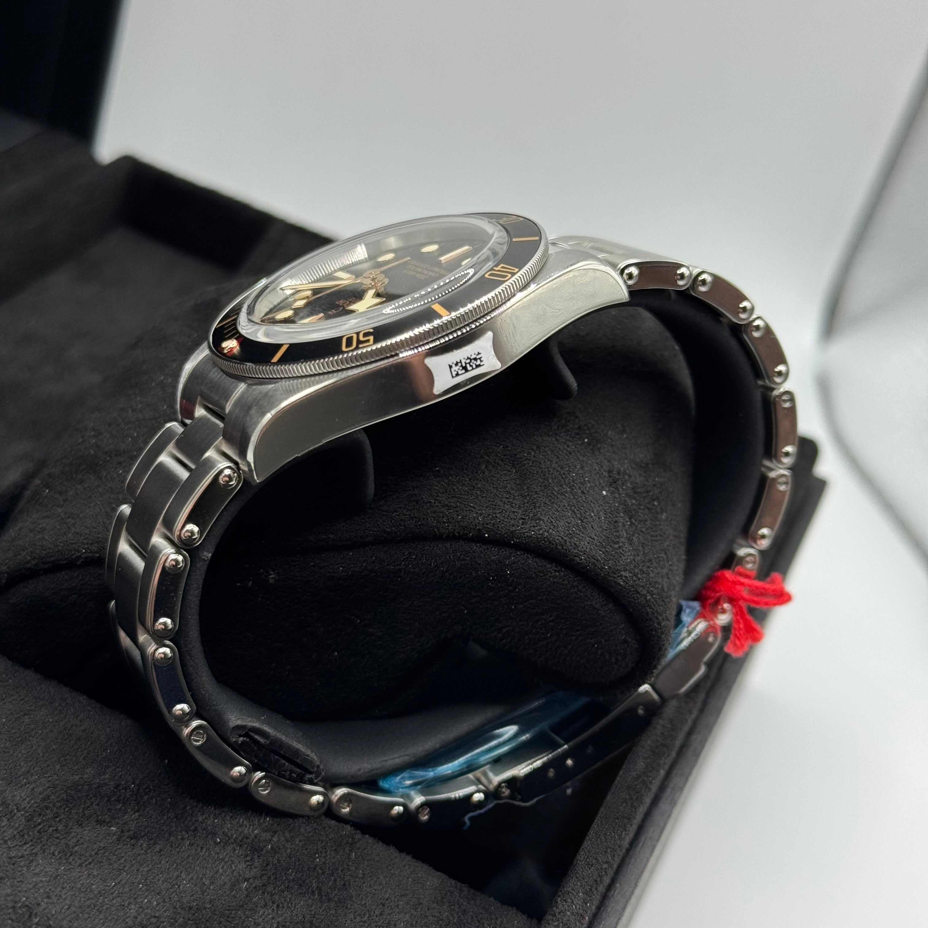 Tudor Black Bay 58 Black (M79030N-0001)