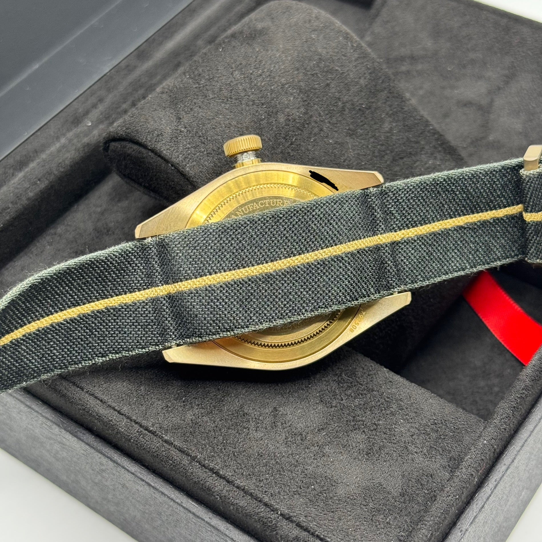 Tudor Black Bay Bronze 43mm (M79250BA-0002)