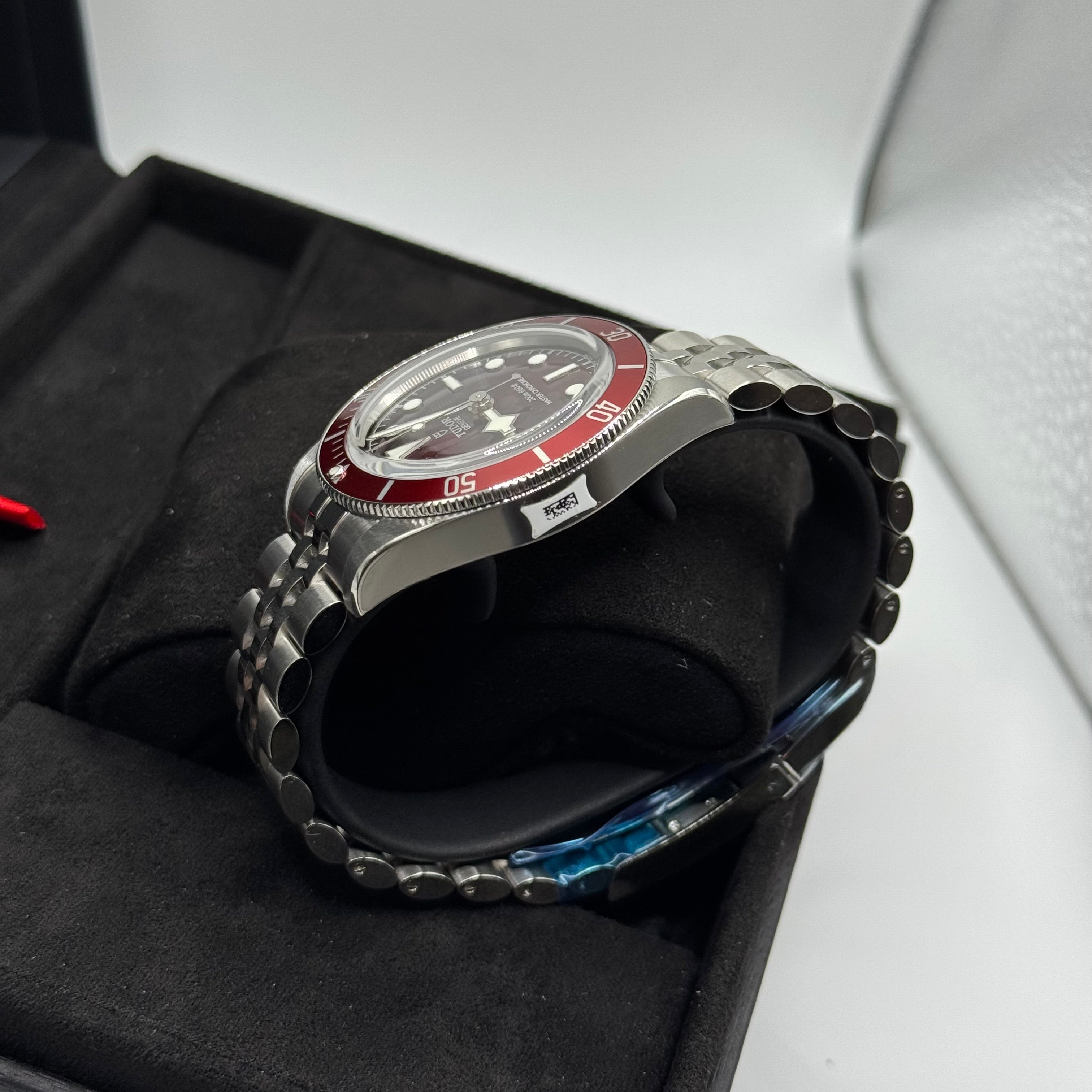 Tudor Black Bay 58 Burgundy (M7939A1A0RU-0001)