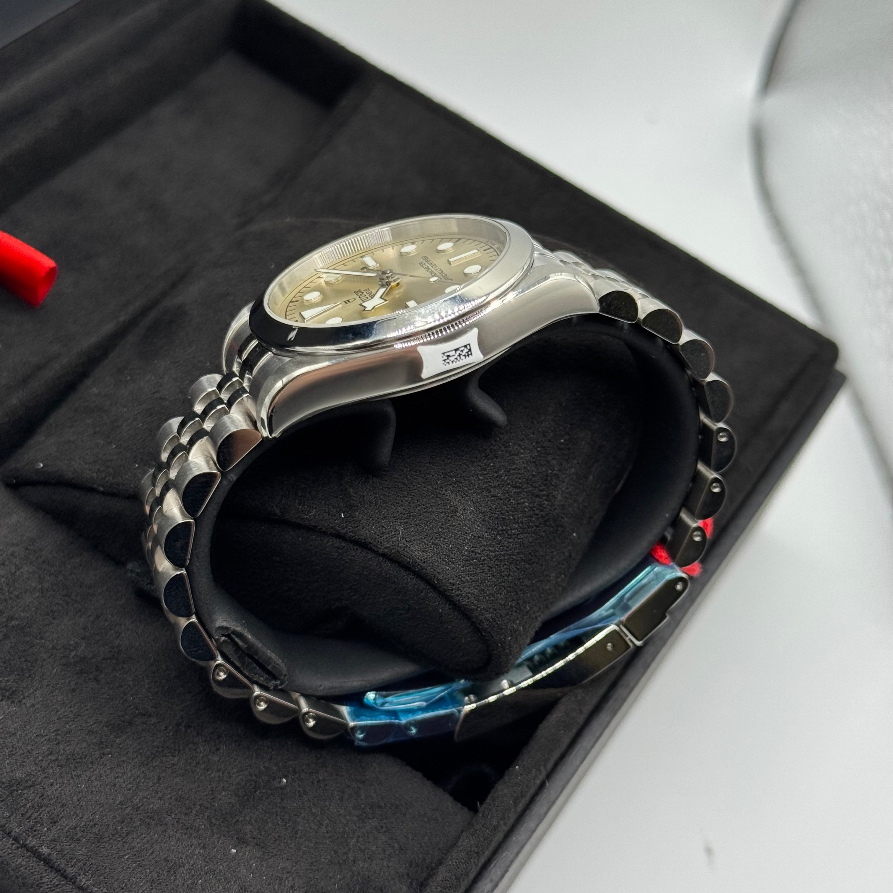 Tudor Black Bay One 36 (M79640-0003)
