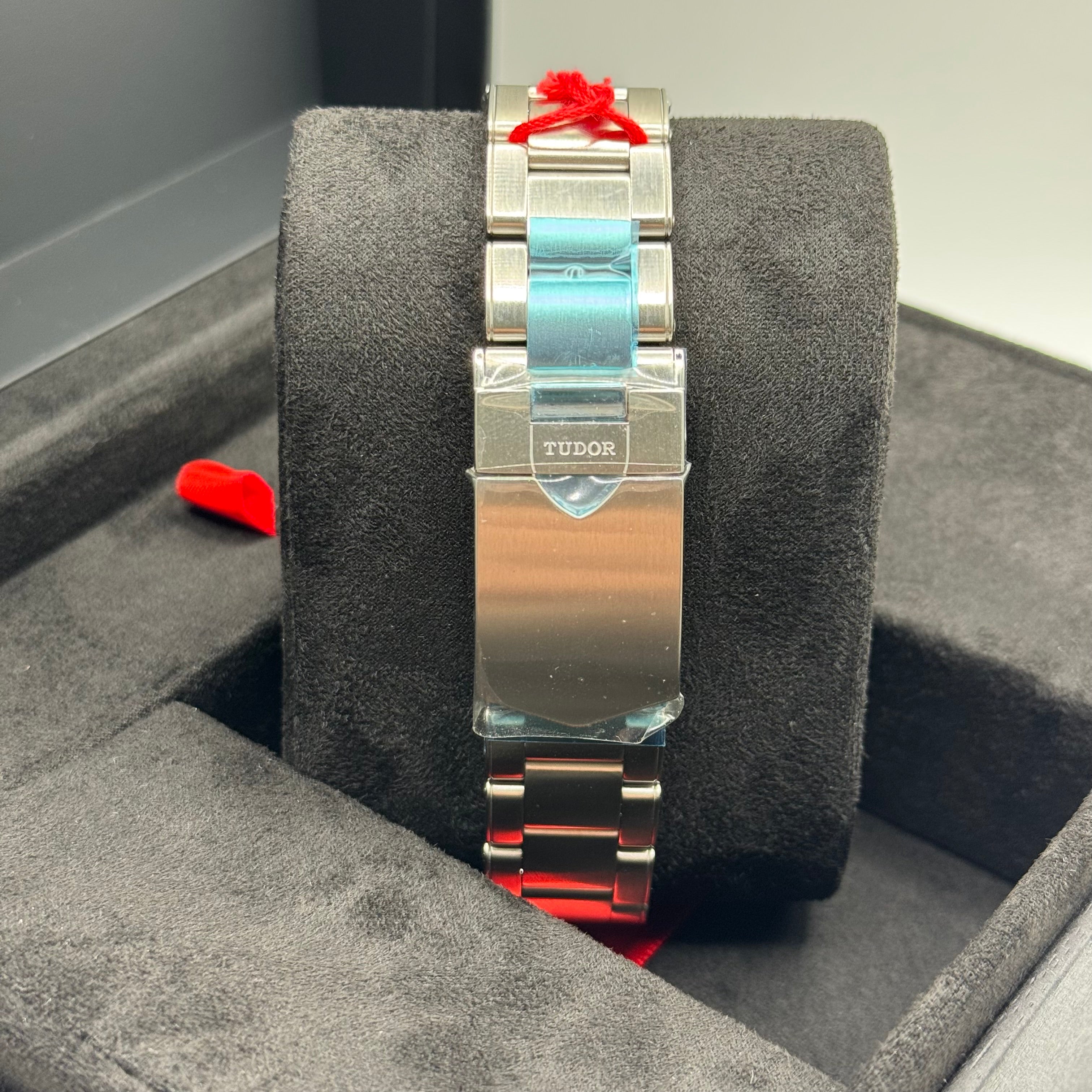 Tudor Black Bay GMT (M79830RB-0010)