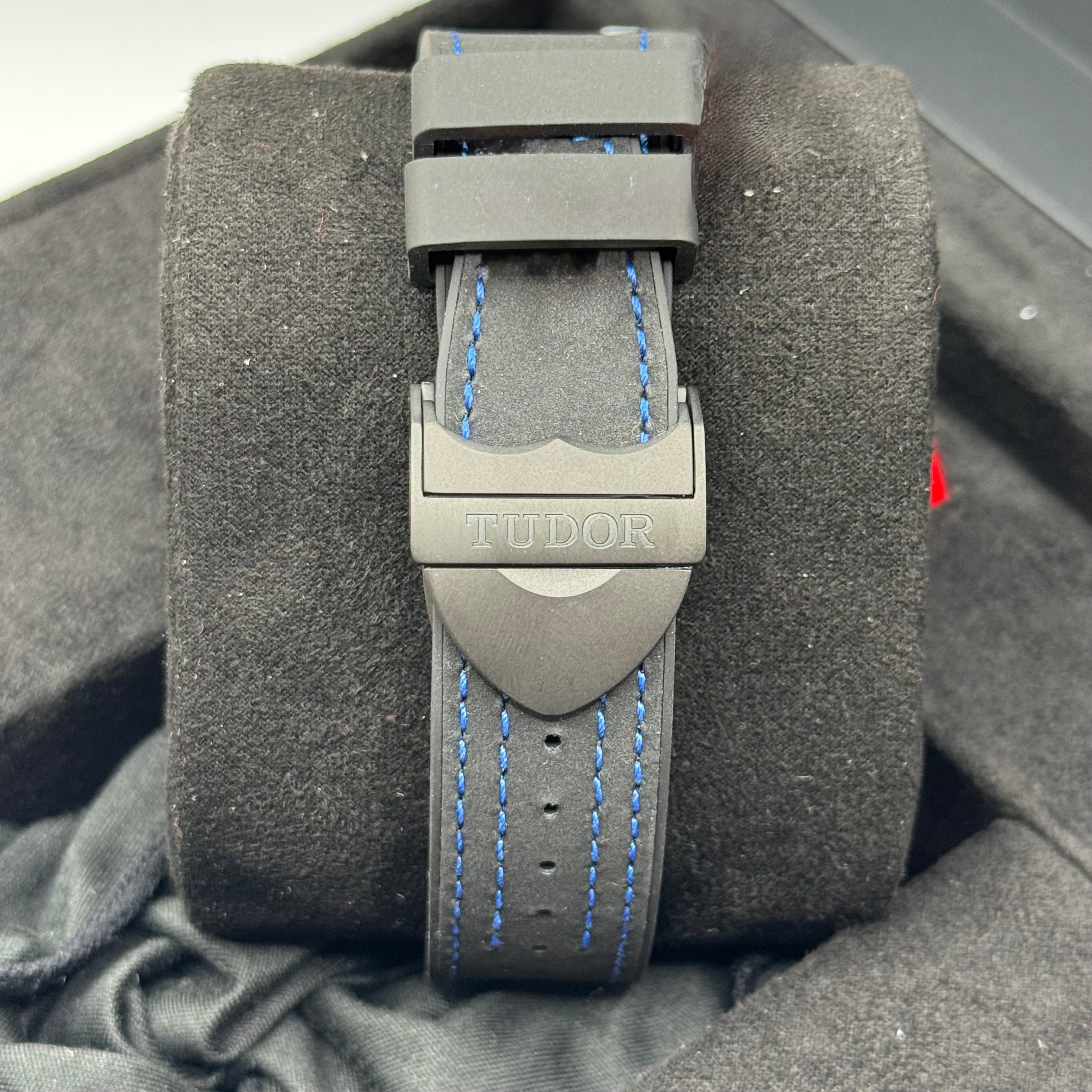 Tudor Black Bay Ceramic (M79210CNU-0007)