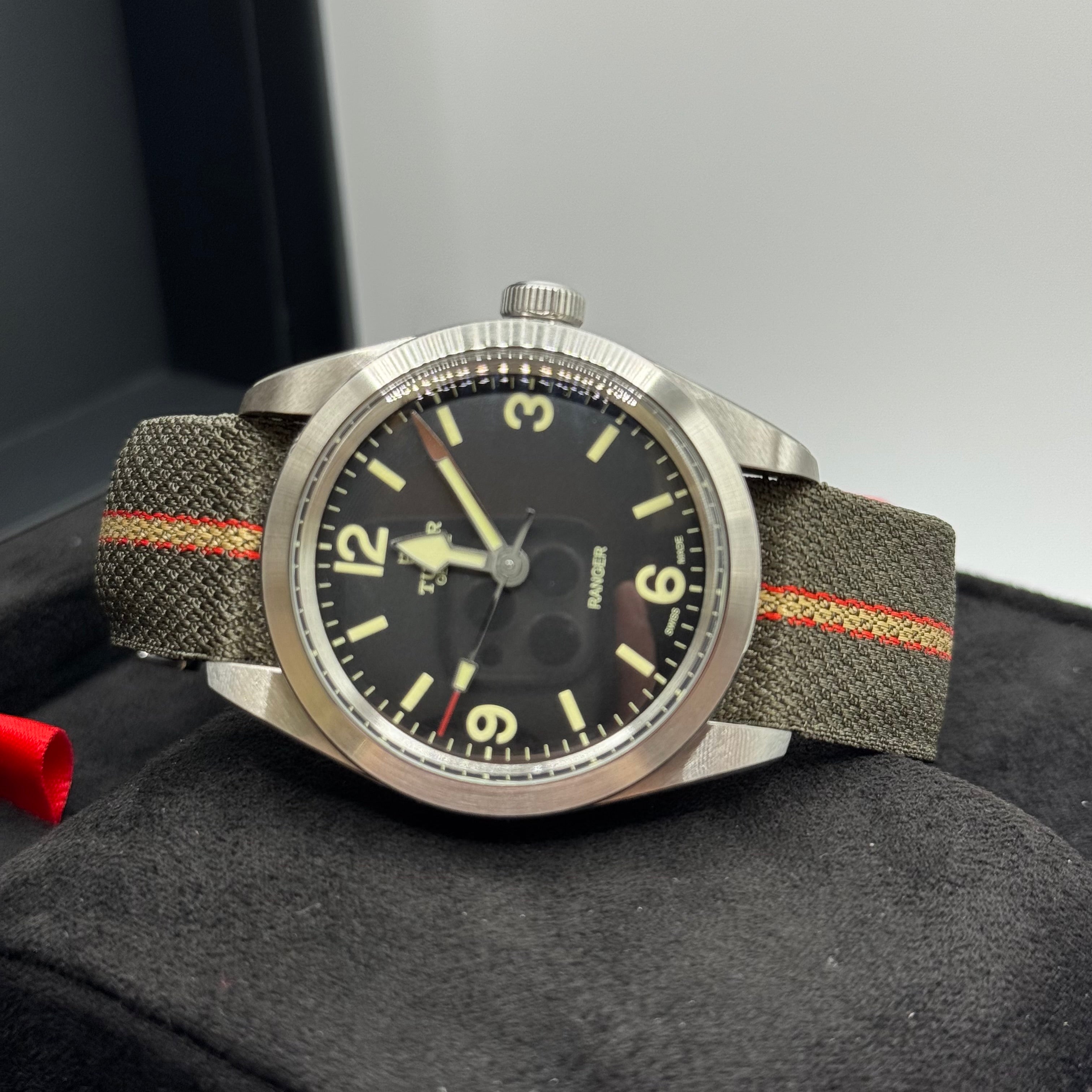 Tudor Ranger (M79950-0003)