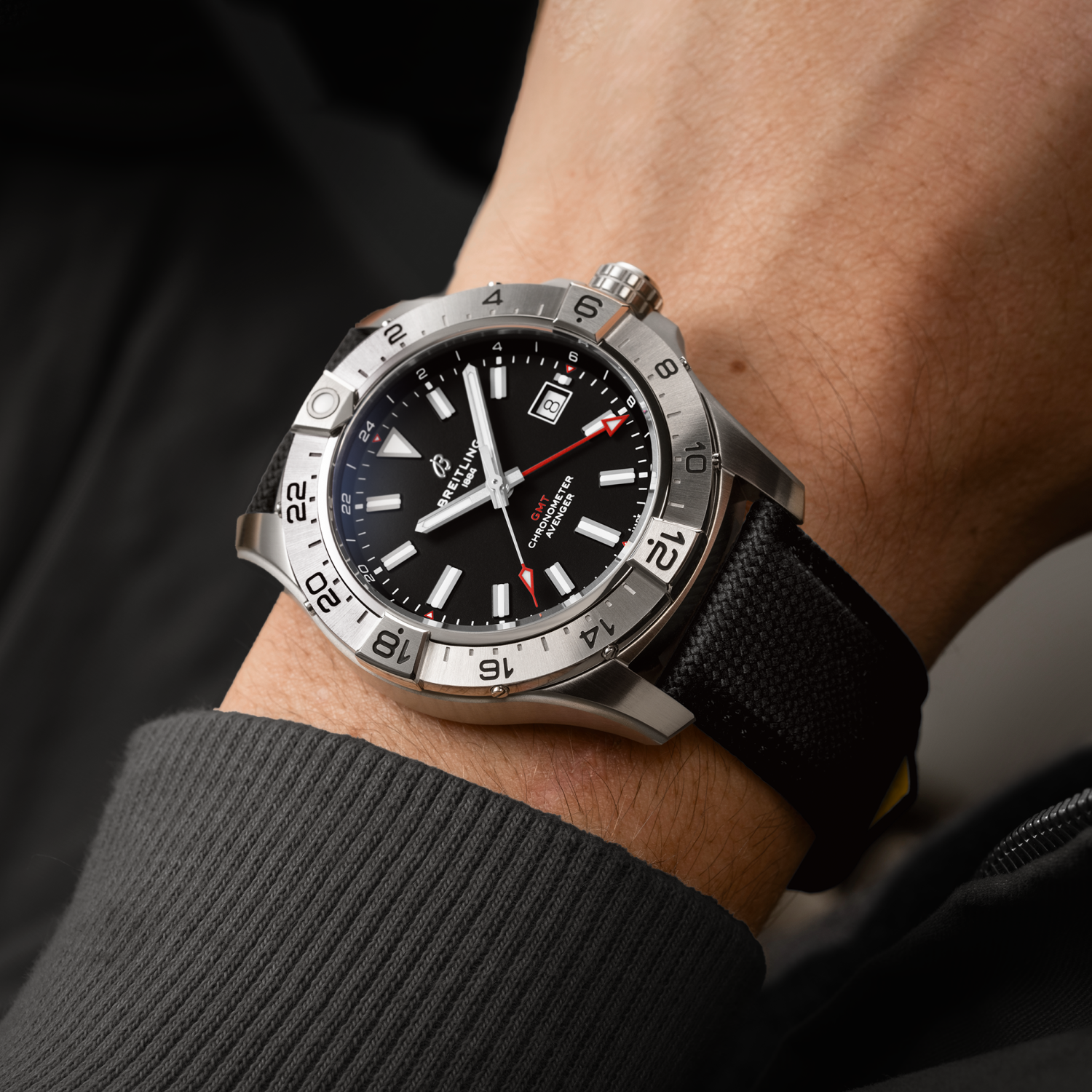Breitling Avenger Automatic GMT 44 A32320101B1X1 on wrist
